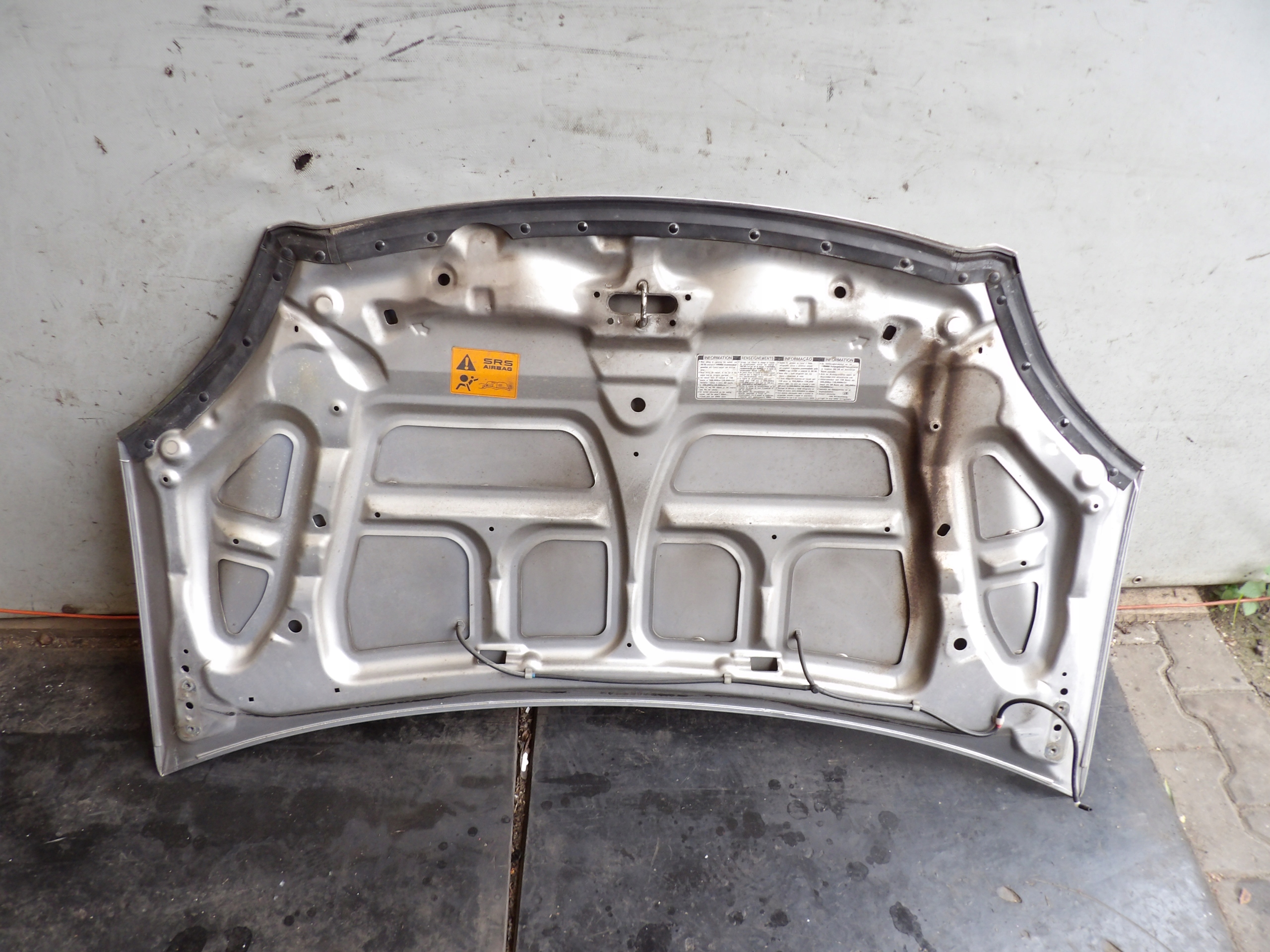 Honda Civic VII cofano lak. NH623M