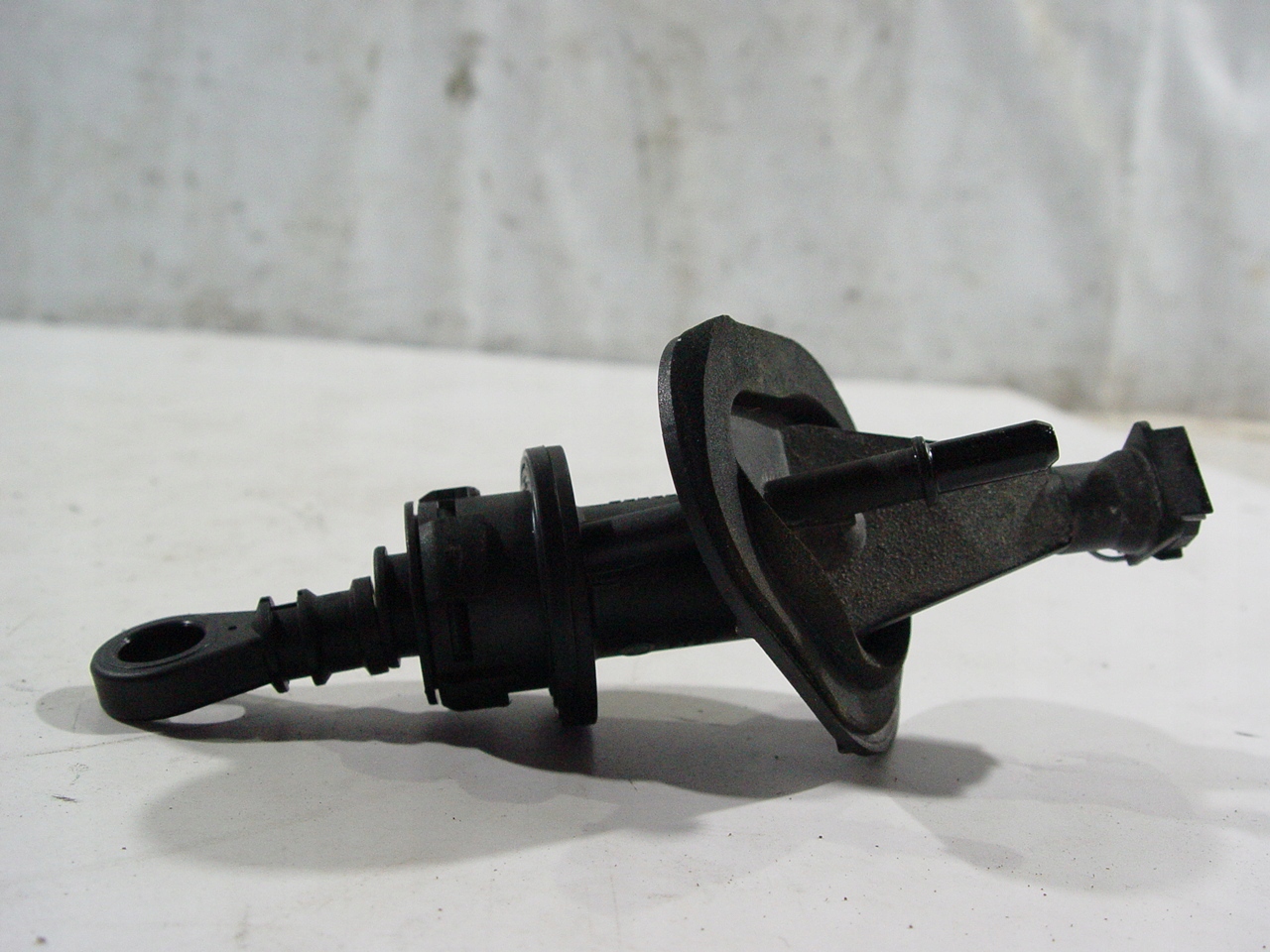 VOLVO XC40 18 WYSPRZĘGLIK POMPKA SPRZĘGŁA 31437346