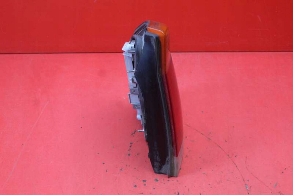 light right rear part rear 13130644 OPEL VECTRA C sedan 02-05