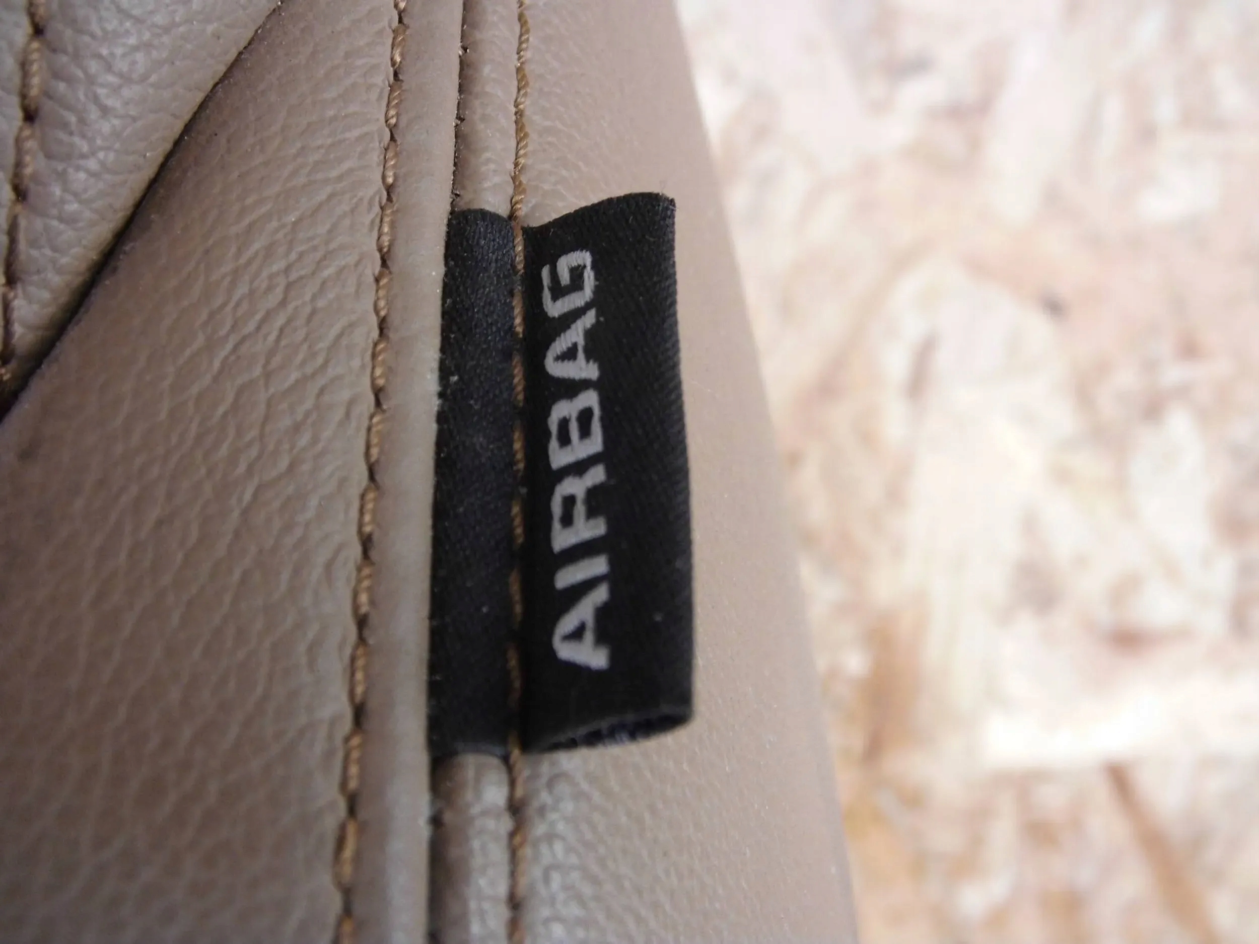 KIA Sportage IV seat sitting place left front driver´s front left