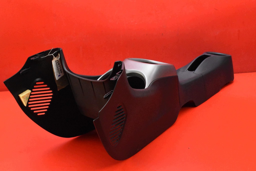 TUNEL mitte 58910-0H010 TOYOTA AYGO 2 II 14-20