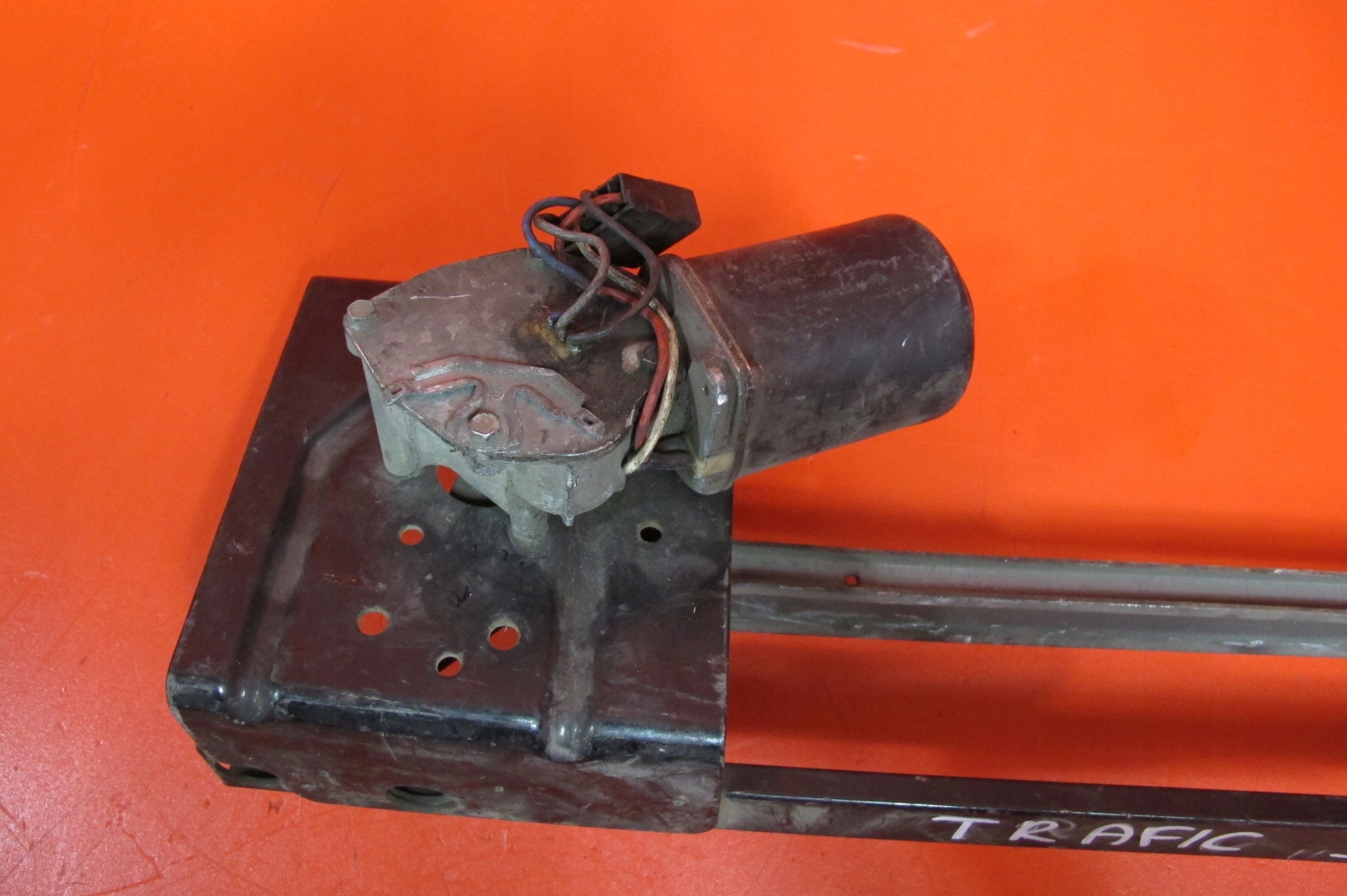 RENAULT TRAFIC 1 and wiper mechanism front front EUROPA