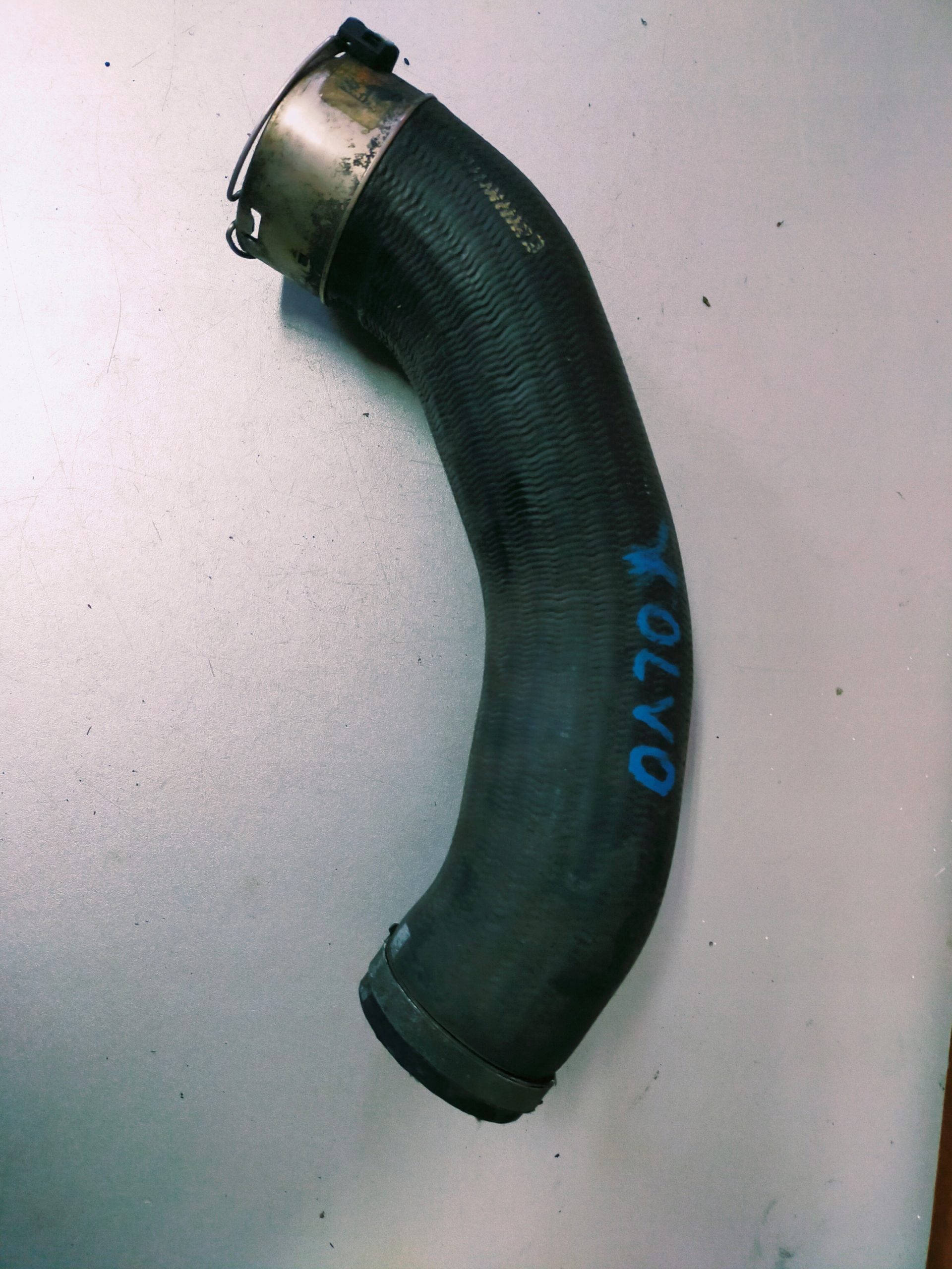 VOLVO S60 II 2.0 T ROHR INTERCOOLER 31657736