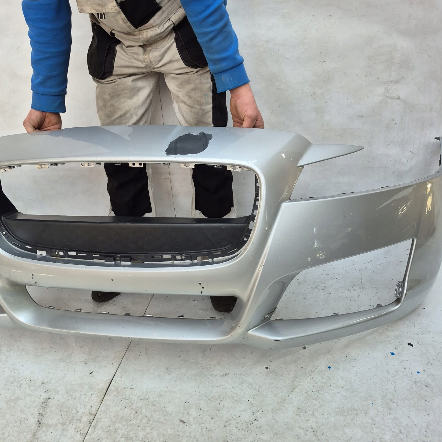 JAGUAR XF II X260 15- bumper front front without DZIUR T2H3934LML