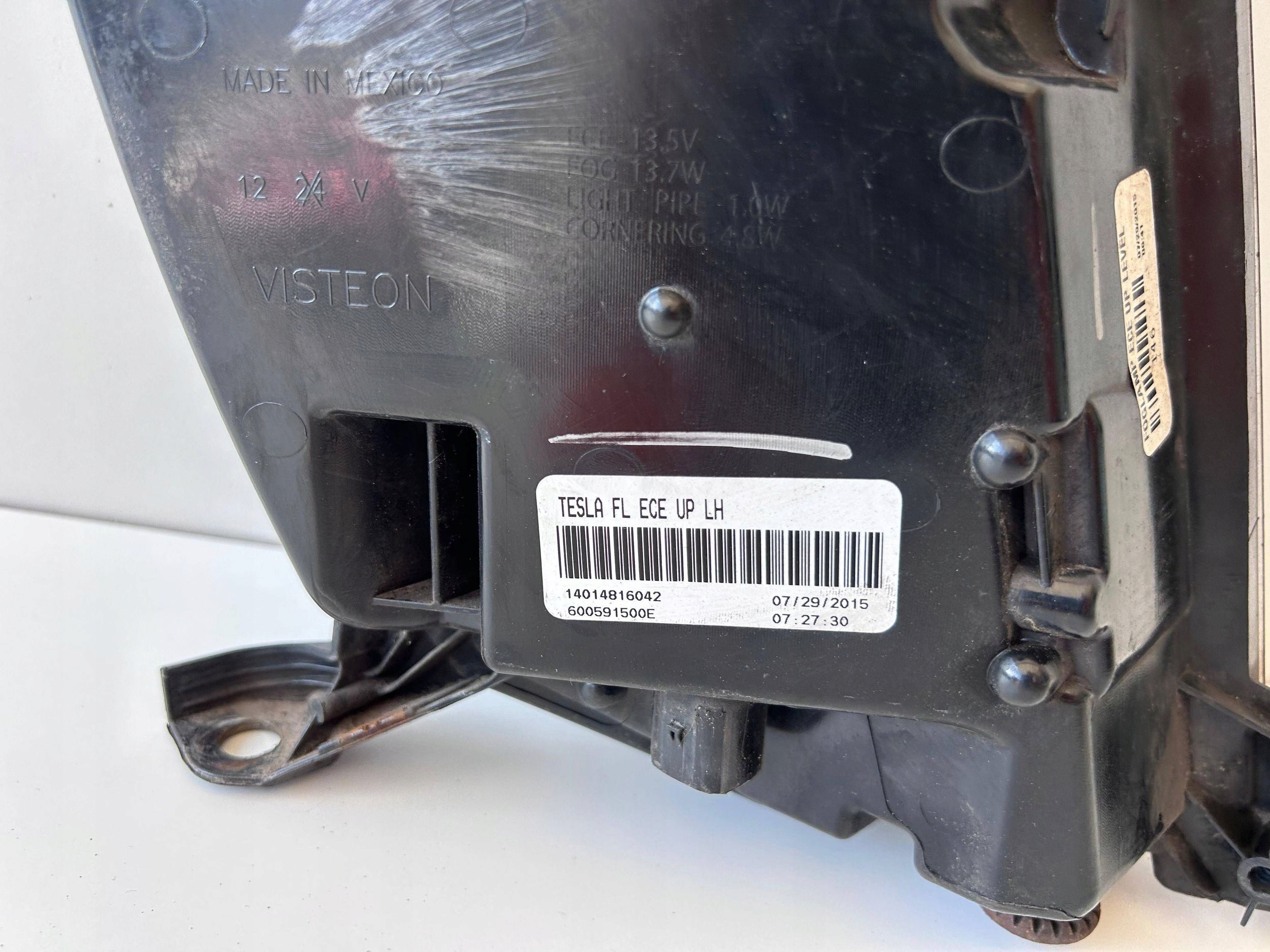 tesla MODEL S галоген левая 00132701 оригинал