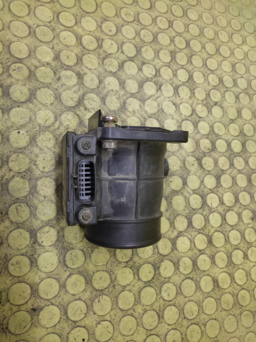 MITSUBISHI CARISMA 1.8 GDI luftmassenmesser E5T08271