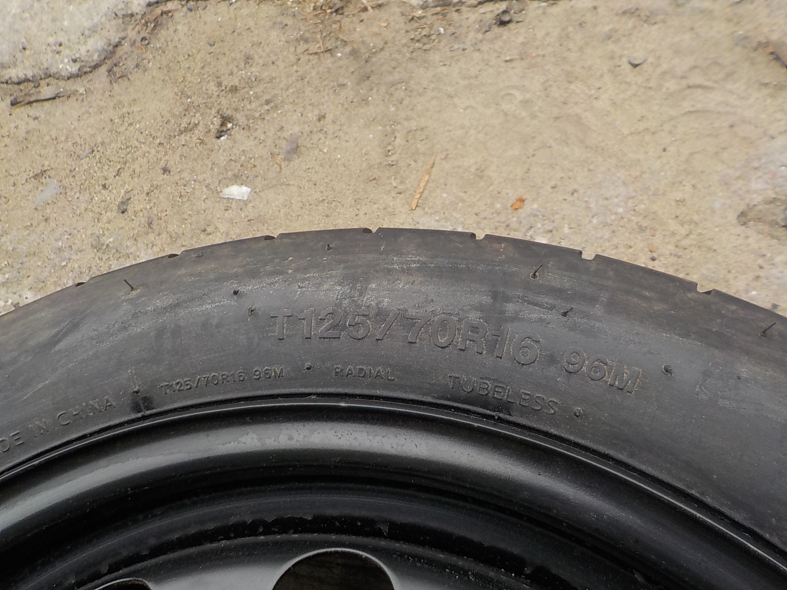 GOLF VII AUDI A3 8P LEON III Roue de secours R16 5x112