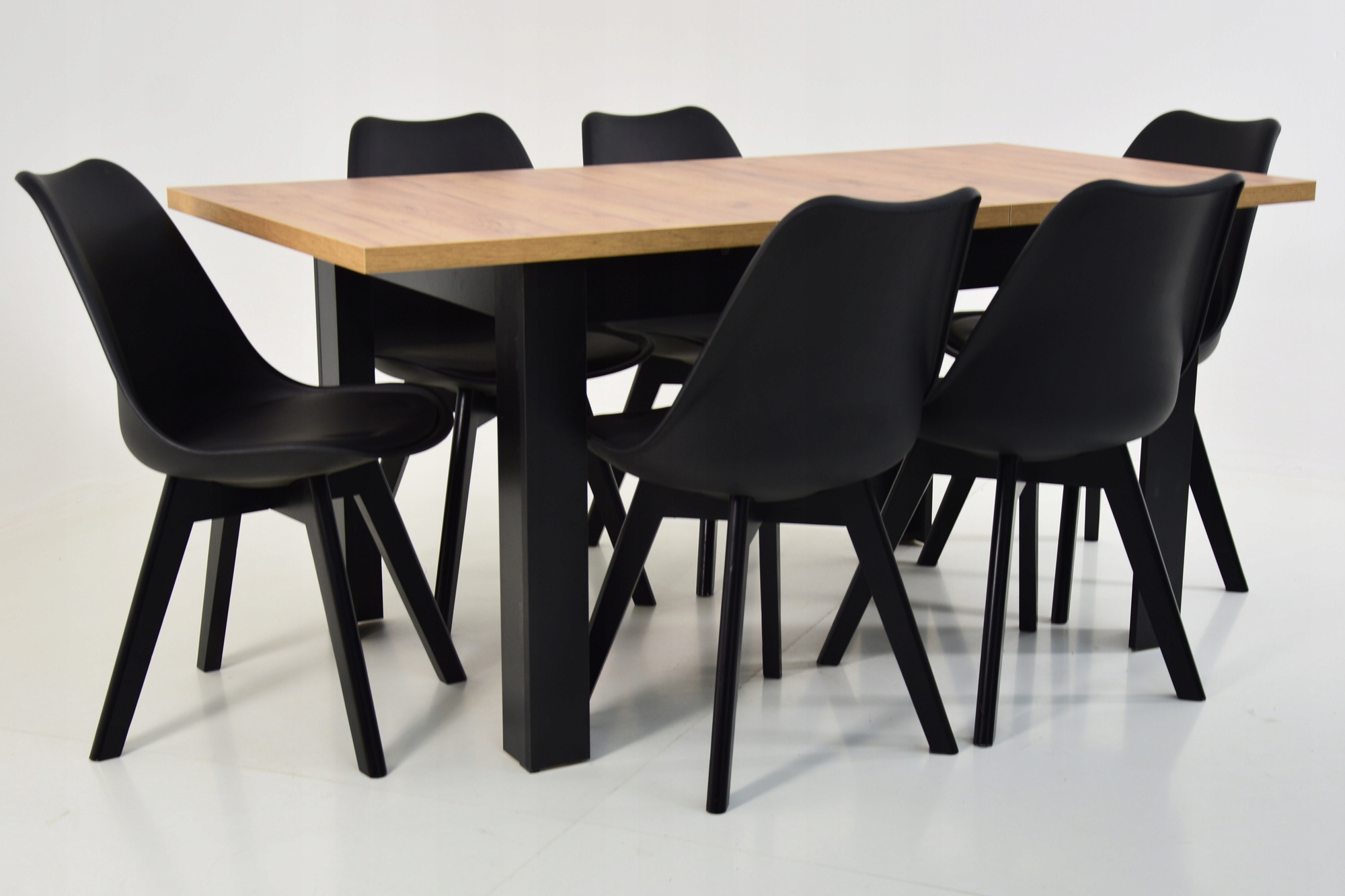 6 SOLIDNYCH krzeseł z poduszką i Rozkładany stół blat DAB KRAFT 80x120/160 Szerokość stołu 80 cm