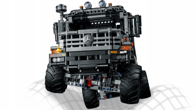 LEGO TECHNIC MERCEDES ZETROS 4X4 TRUCK 42129 2110 деталей