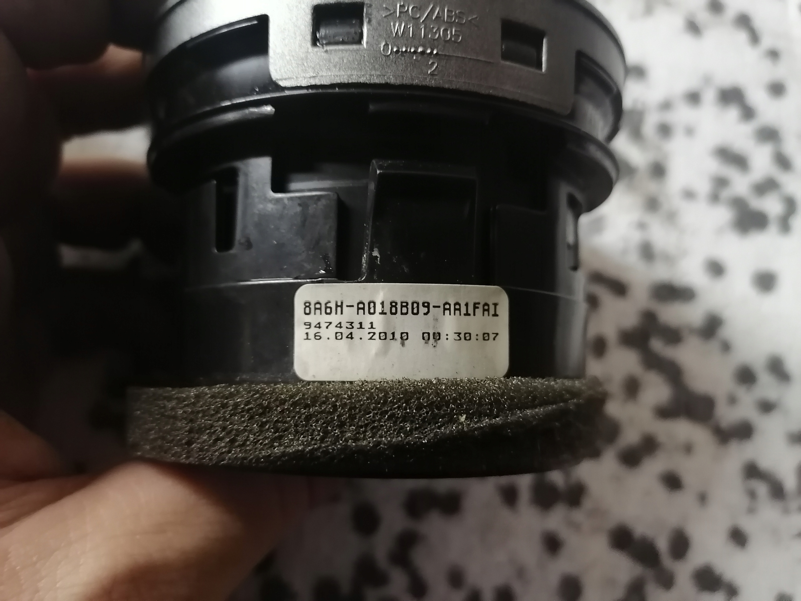 8A6H-A018B09-AA1FAI rešetka rešetka ventilacije FORD CONNECT