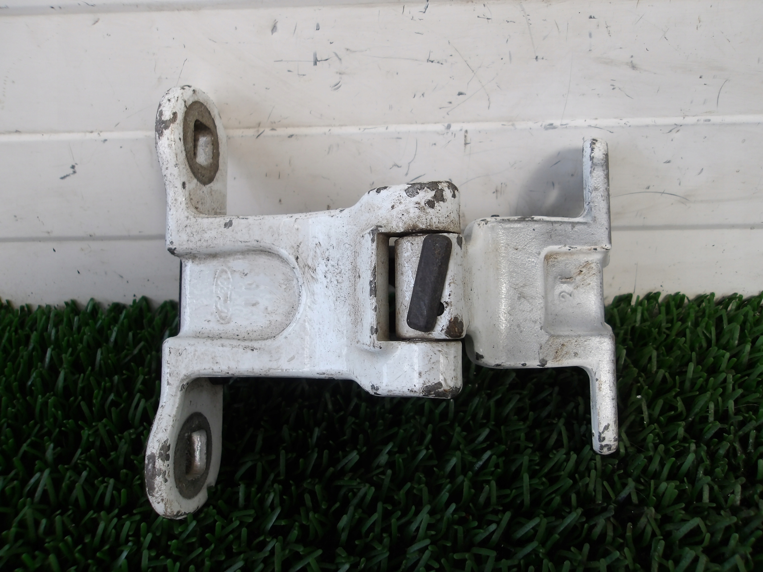 TRANSIT COURIER MK2 14- hinge door rear right