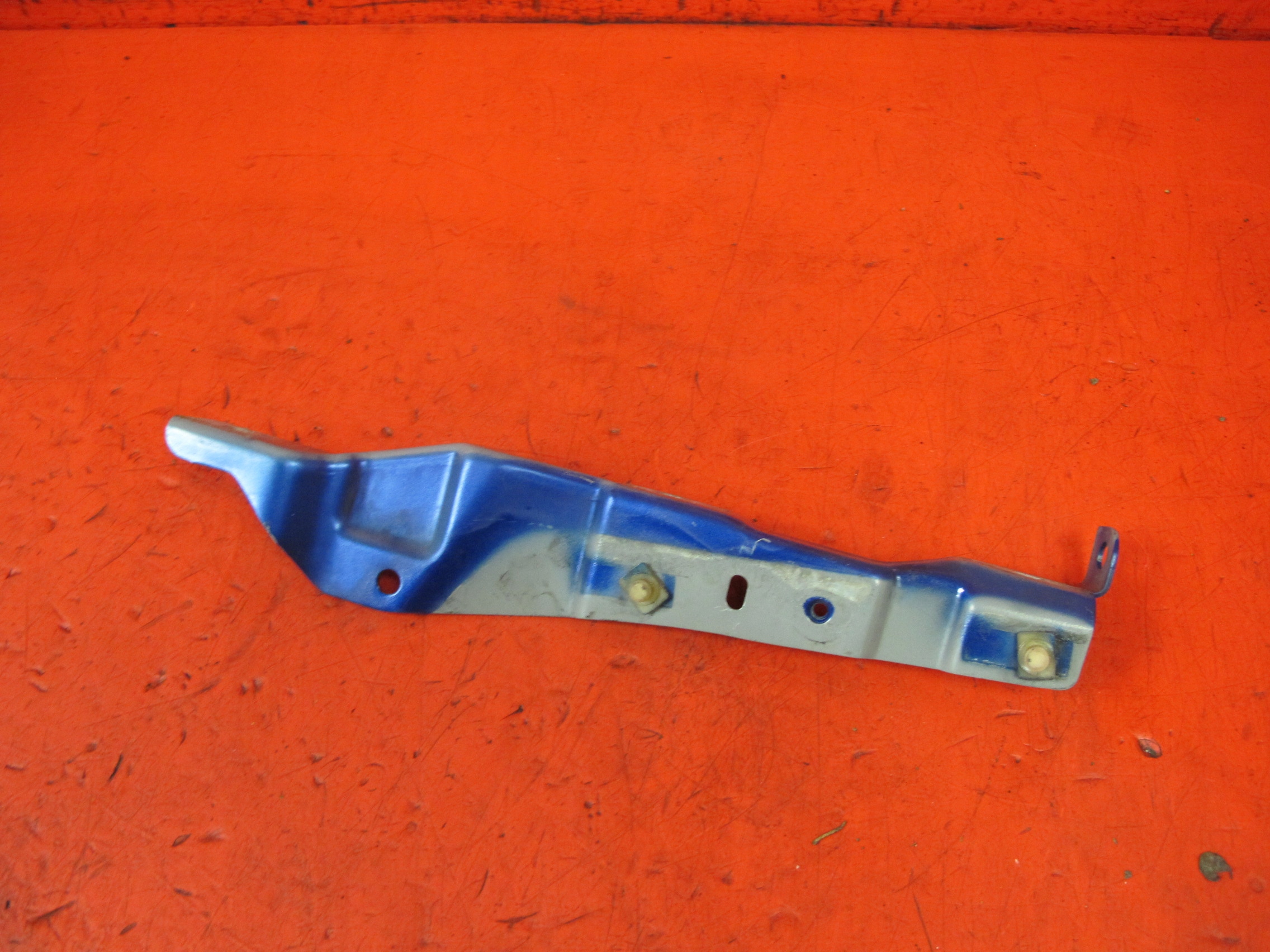 CLIO IV 4 HB SUPPORT PLAQUE AILE DROIT AVANT TERQH
