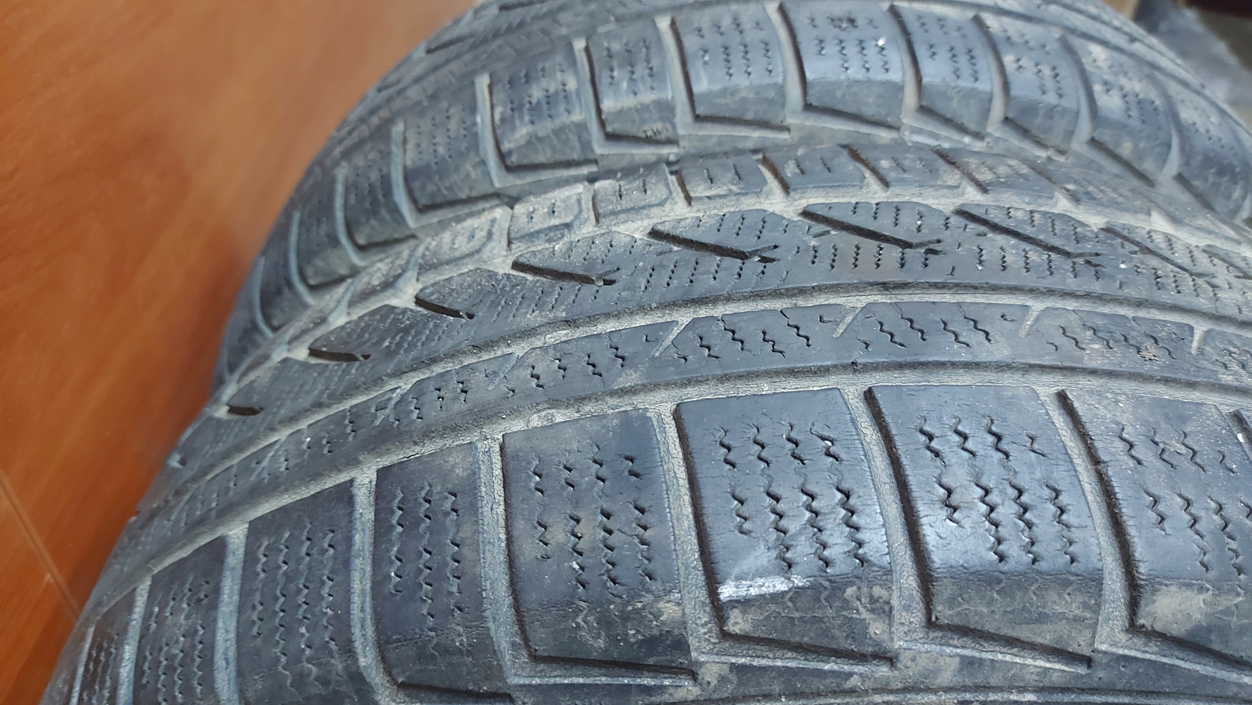 PIENSK SNOW 810 195/65R15 tyres winter 5mm
