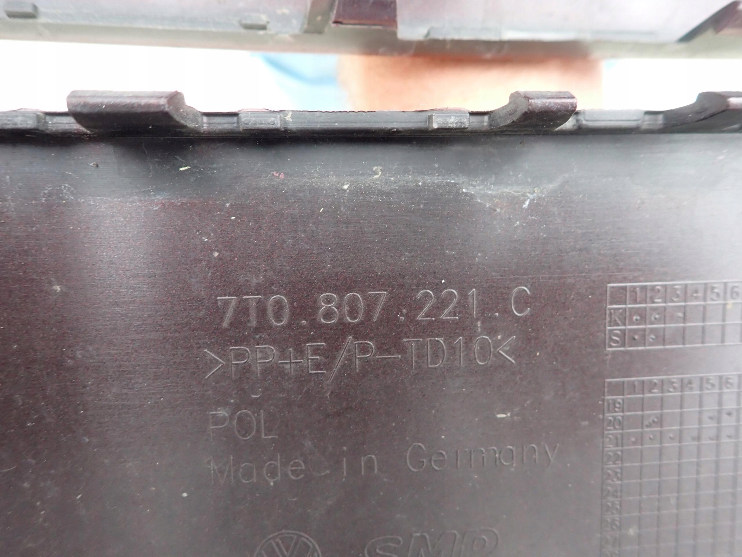 VW MULTIVAN T7 21-> Stoßstange vorne vorne PDC