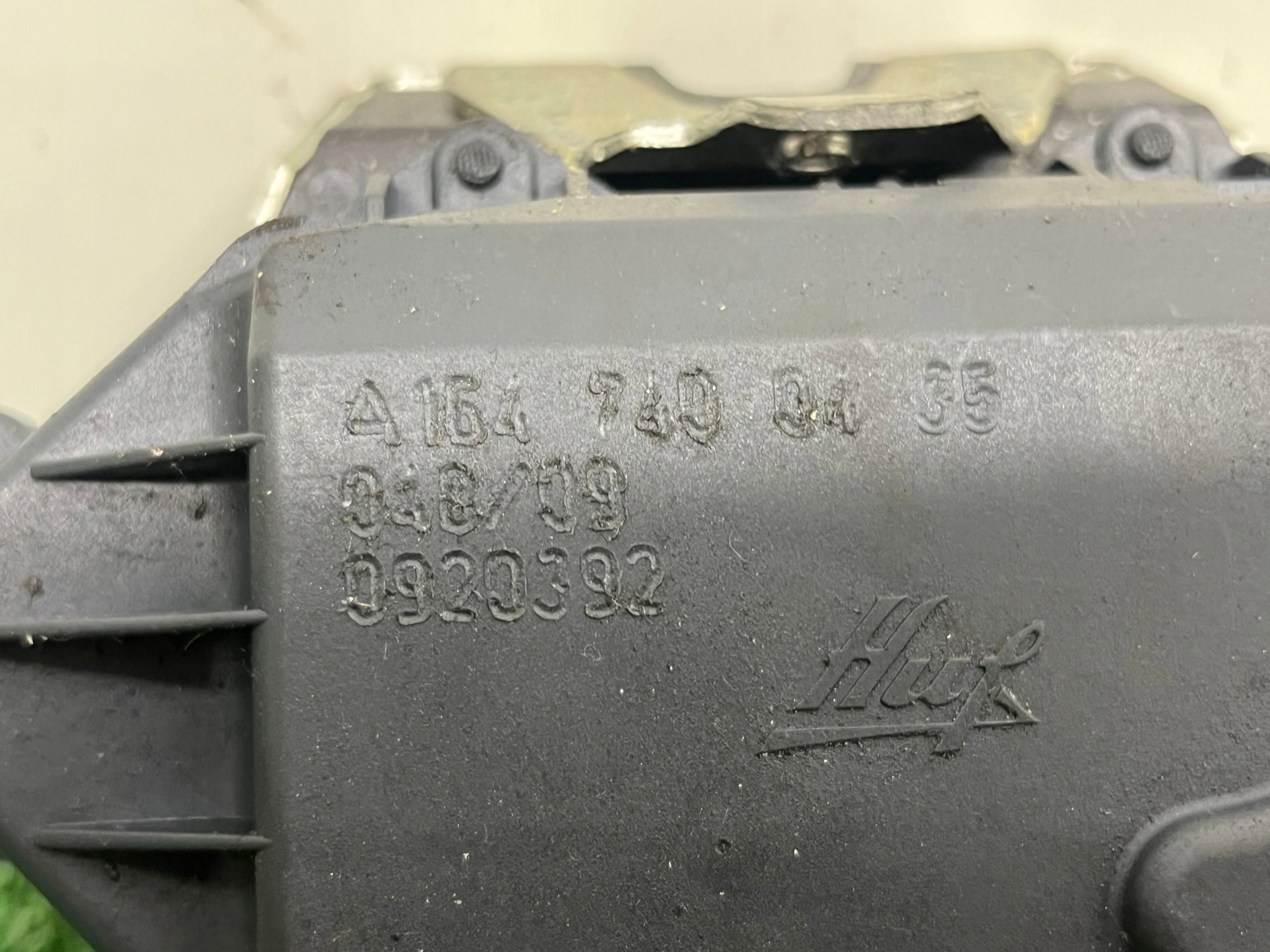 lock bonnet boot MERCEDES-BENZ R KLASA W251 A1647400435