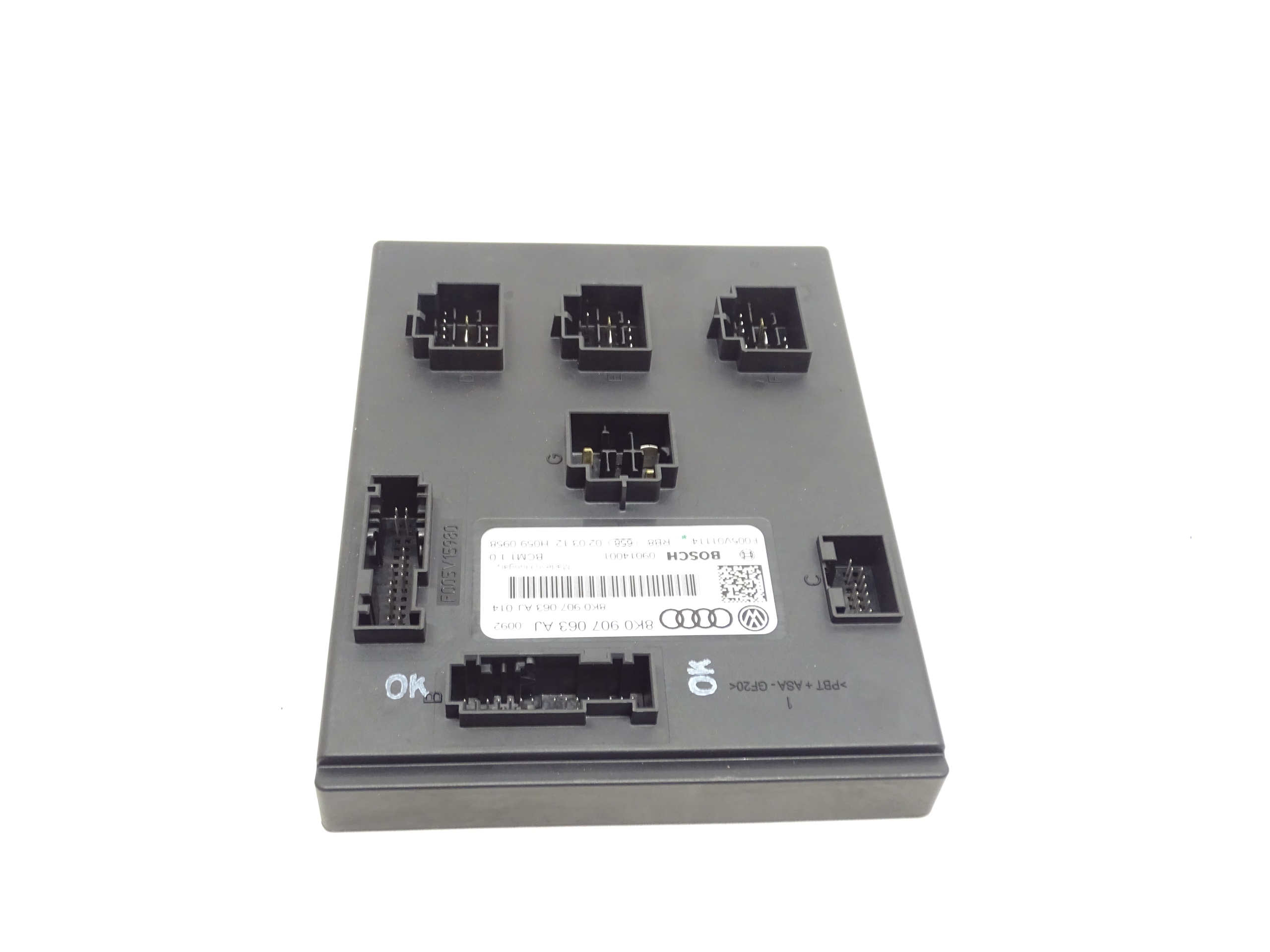 Unité commande confort AUDI A4 B8 8K0907063AJ