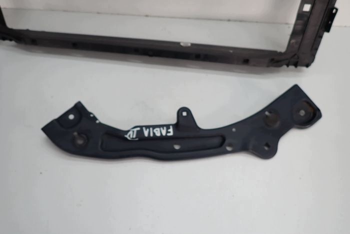 SKODA FABIA IV support panel for radiators front 6VA805588
