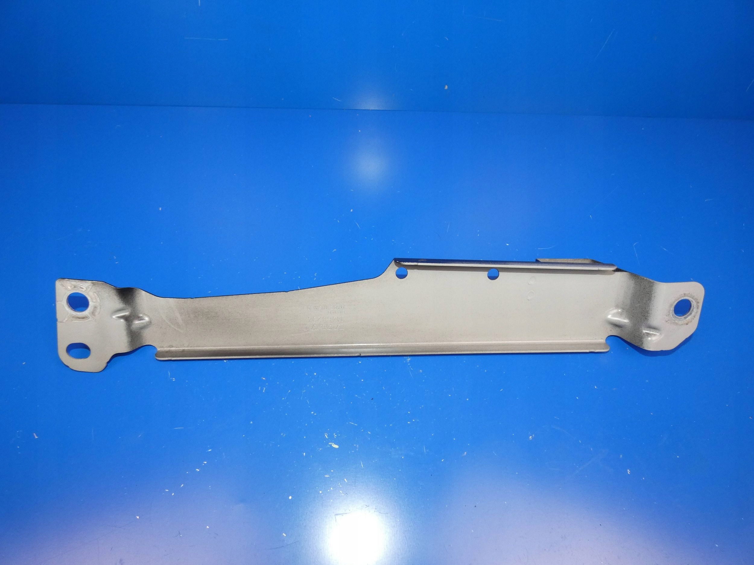 VOLVO S60 III V60 II Console Support plaque Poignée Aile Droite Avant