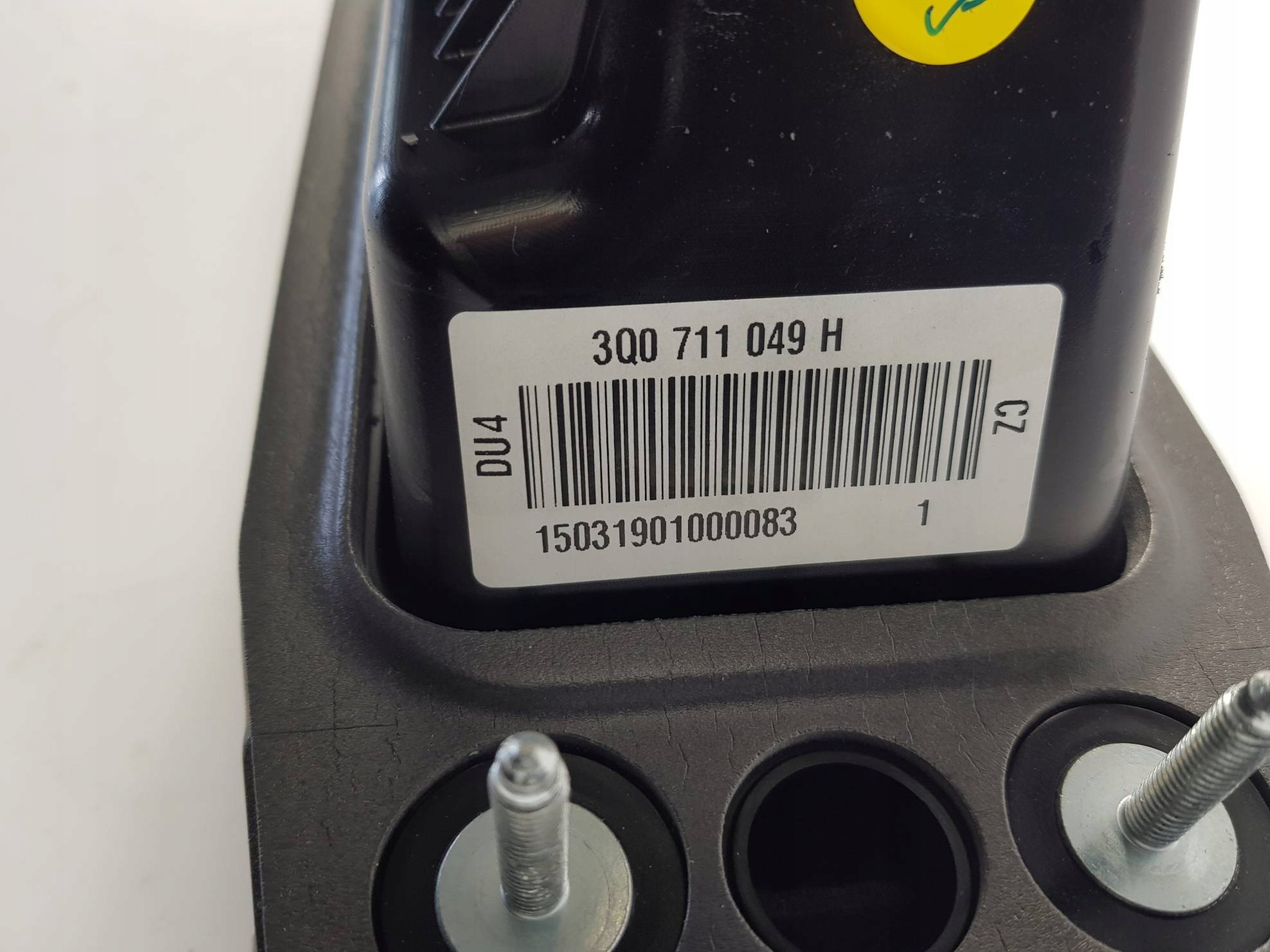 páčka změny převodů 3Q0711049H VOLKSWAGEN PASSAT B8