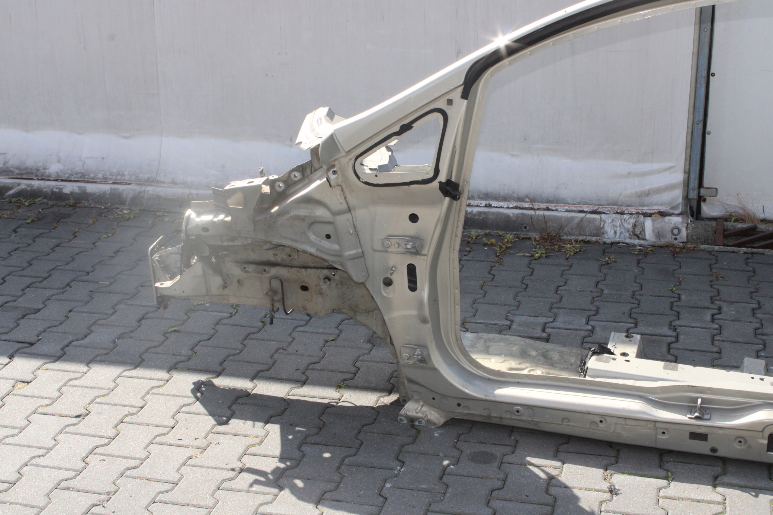BLENDE ABDECKUNG BOKU LINKS FORD B-MAX