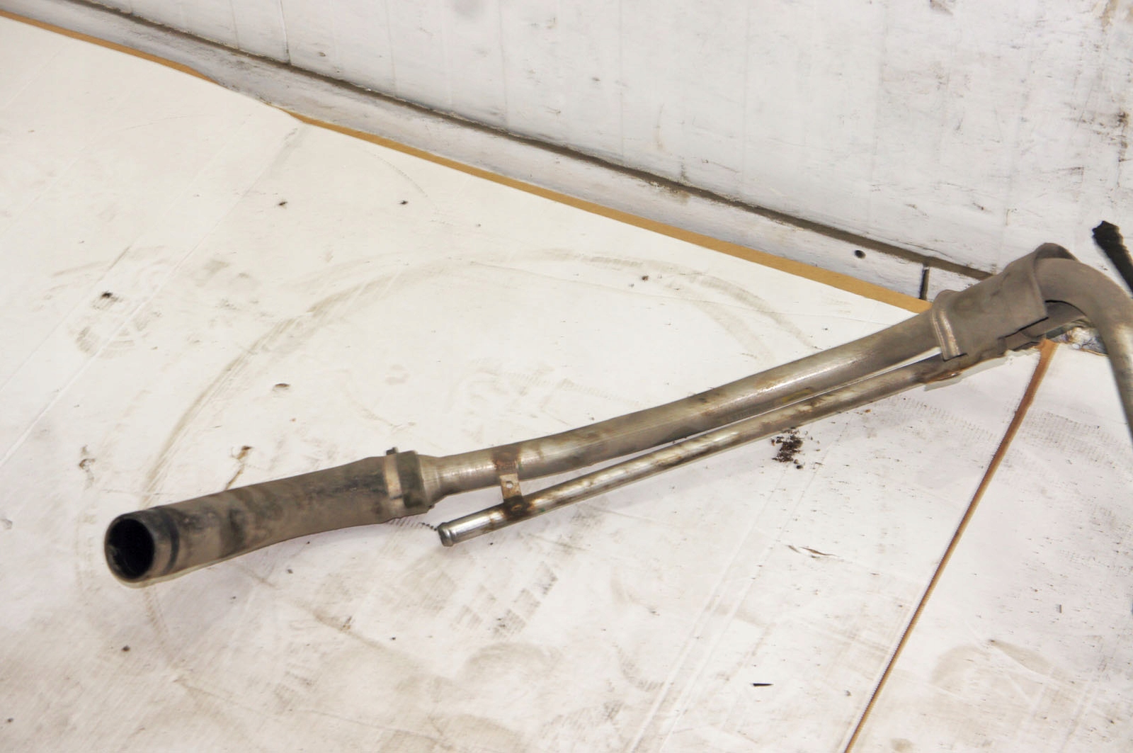 RS372 Ford Kuga Mk2 II 2.0d Rura Wlew Paliwa Typ silnika Diesel