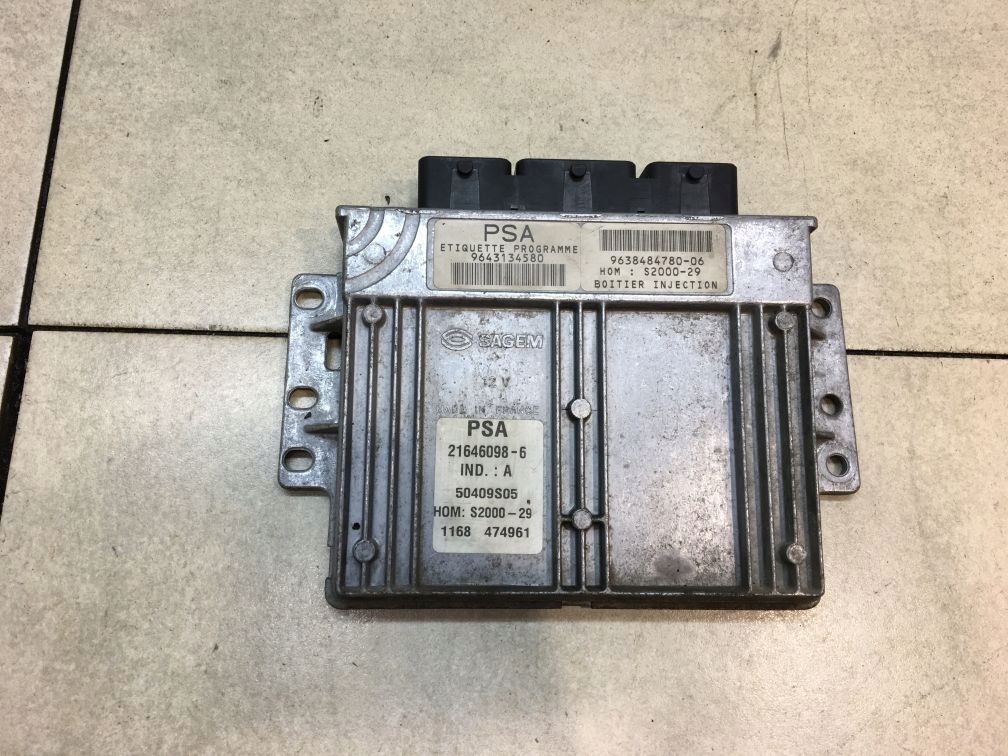 control unit of the engine CITROEN XSARA II 1.4 9638484780