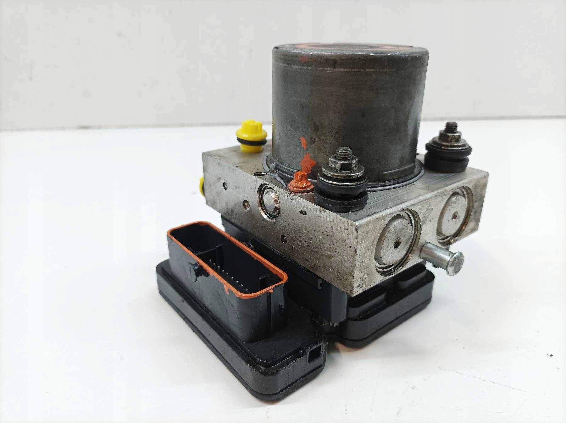 Pompa ABS P68237002AD 0265956137 682037002AD Jeep Cherokee V (2014- )