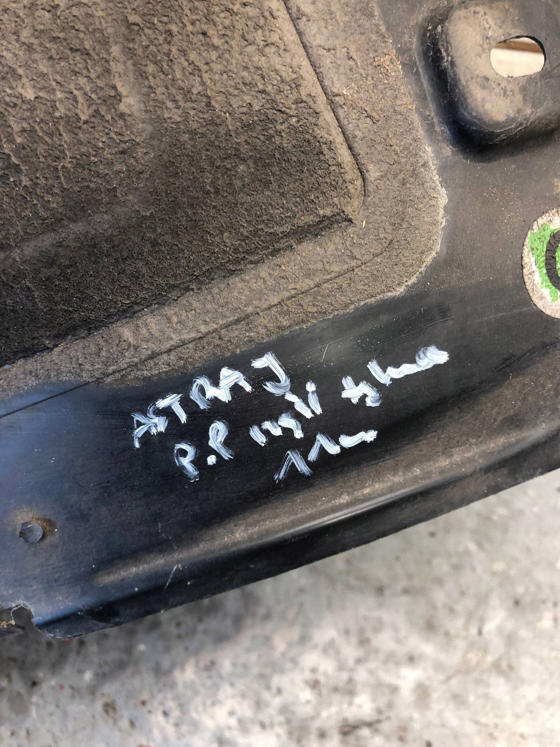 mudguard right front part rear OPEL ASTRA J 13271311