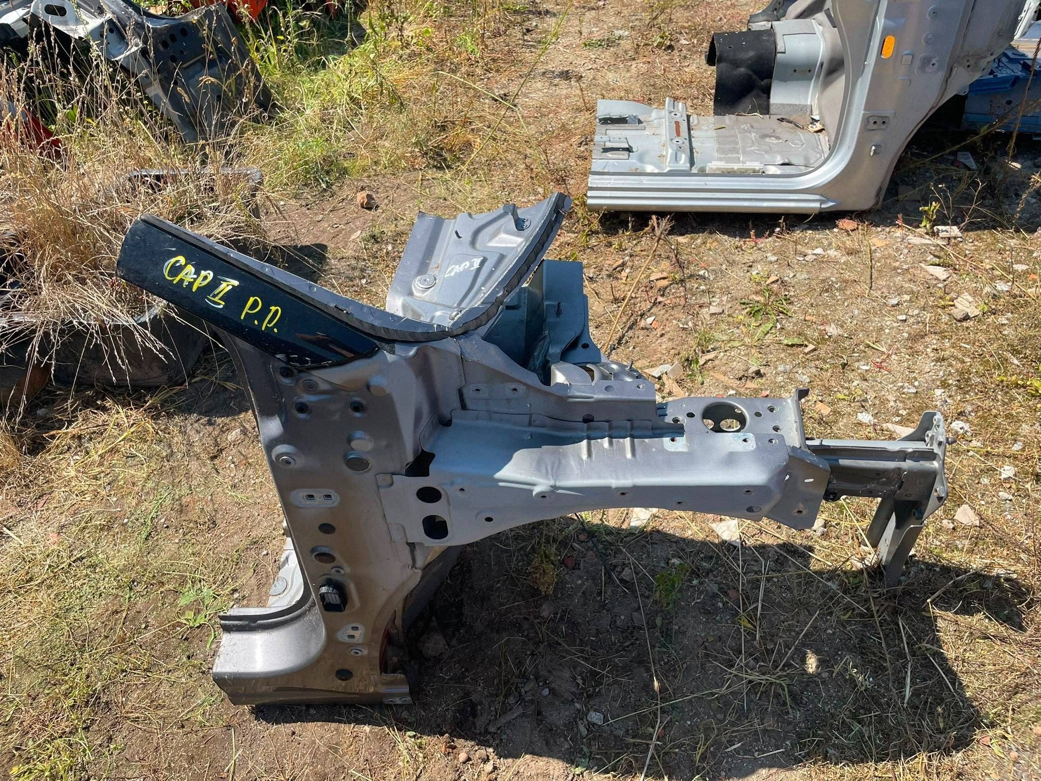 quarter front side right Renault Captur II BIXNK