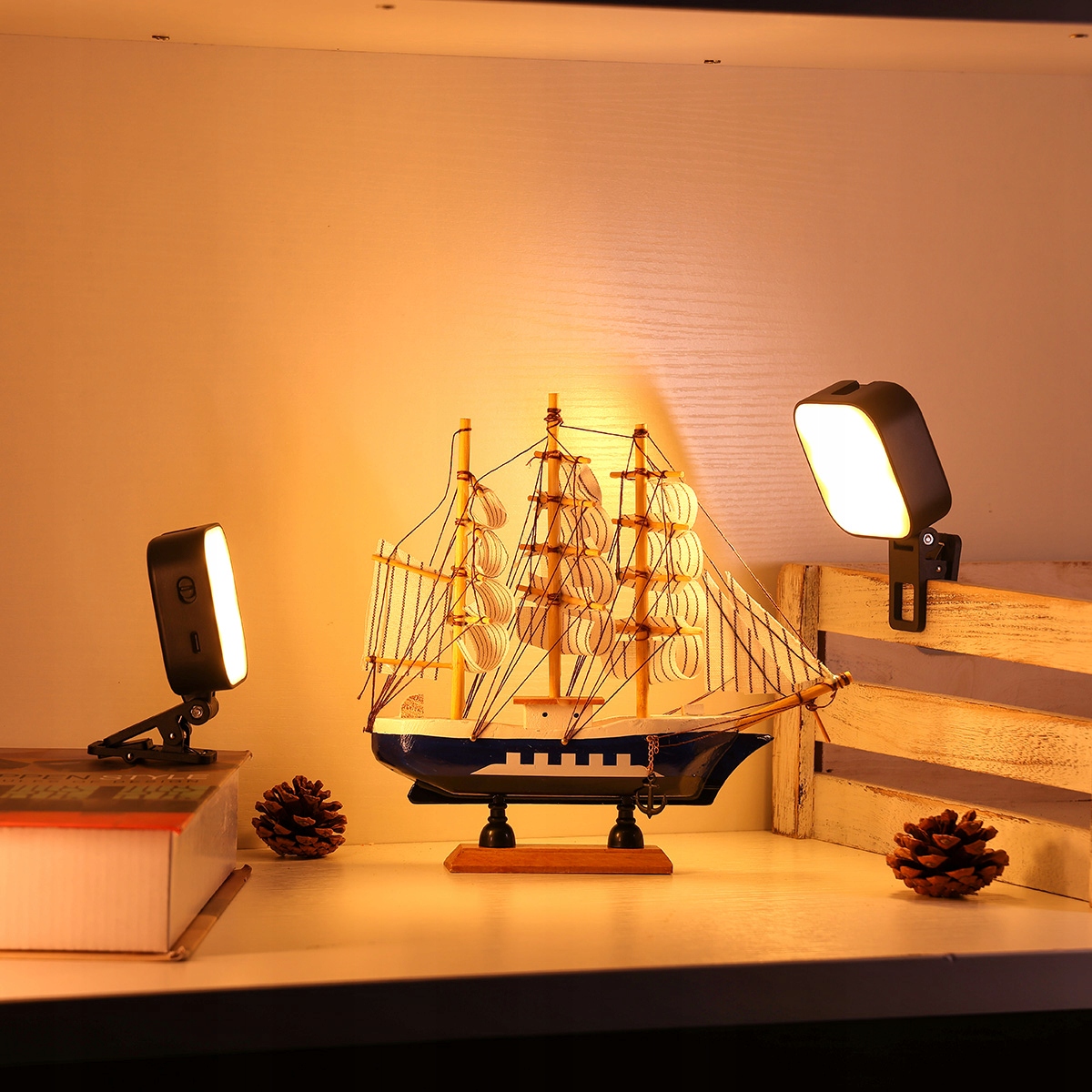 Lampa LED Ulanzi U60 RGB na Magens Klips 1/4'' ISO do Telefon Aparat Kamera Model U60 RGB