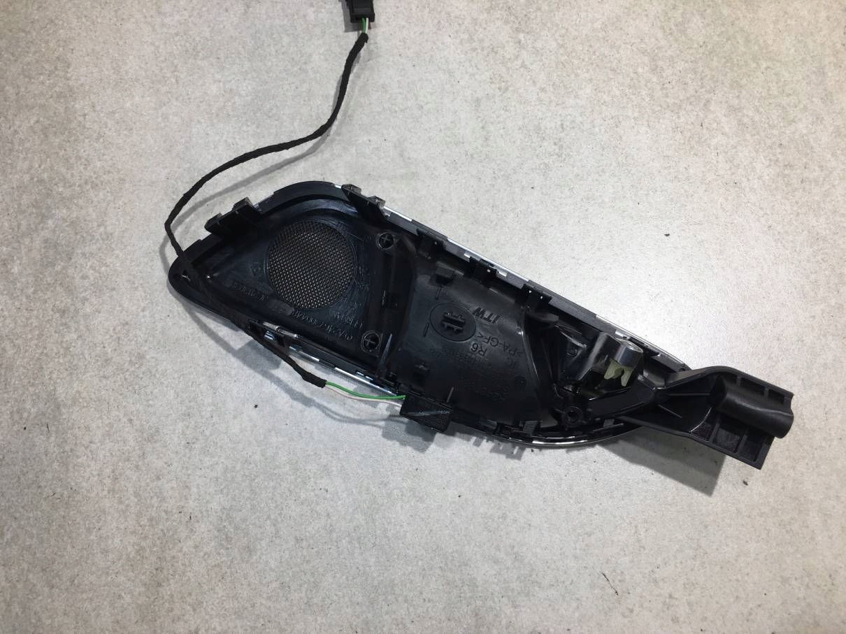 handle inner right rear part MERCEDES W176 FL A2467300448