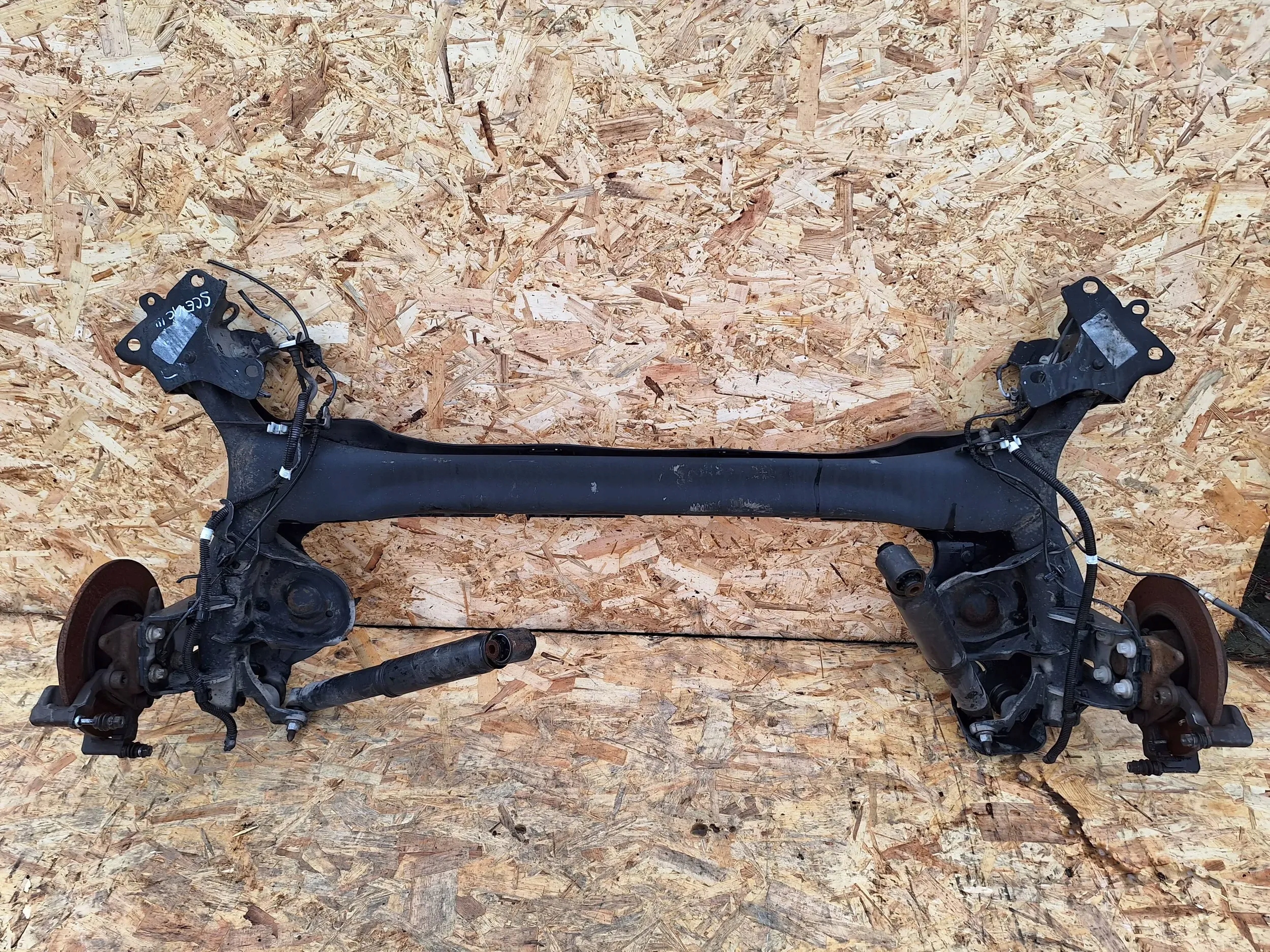 axis rear part Renault Scenic III 09-16