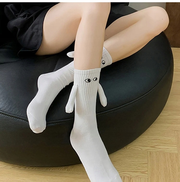 MAGNETYCZNE SKARPETKI PRZYTULANKI SKARPETY TRZYMAJĄCE RĘCE MAGNES WH 35-43 Marka Inna marka