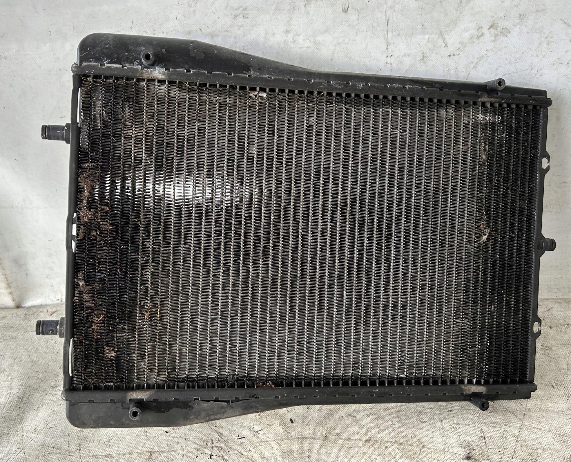 water cooler left PORSCHE 911 996 99610613172