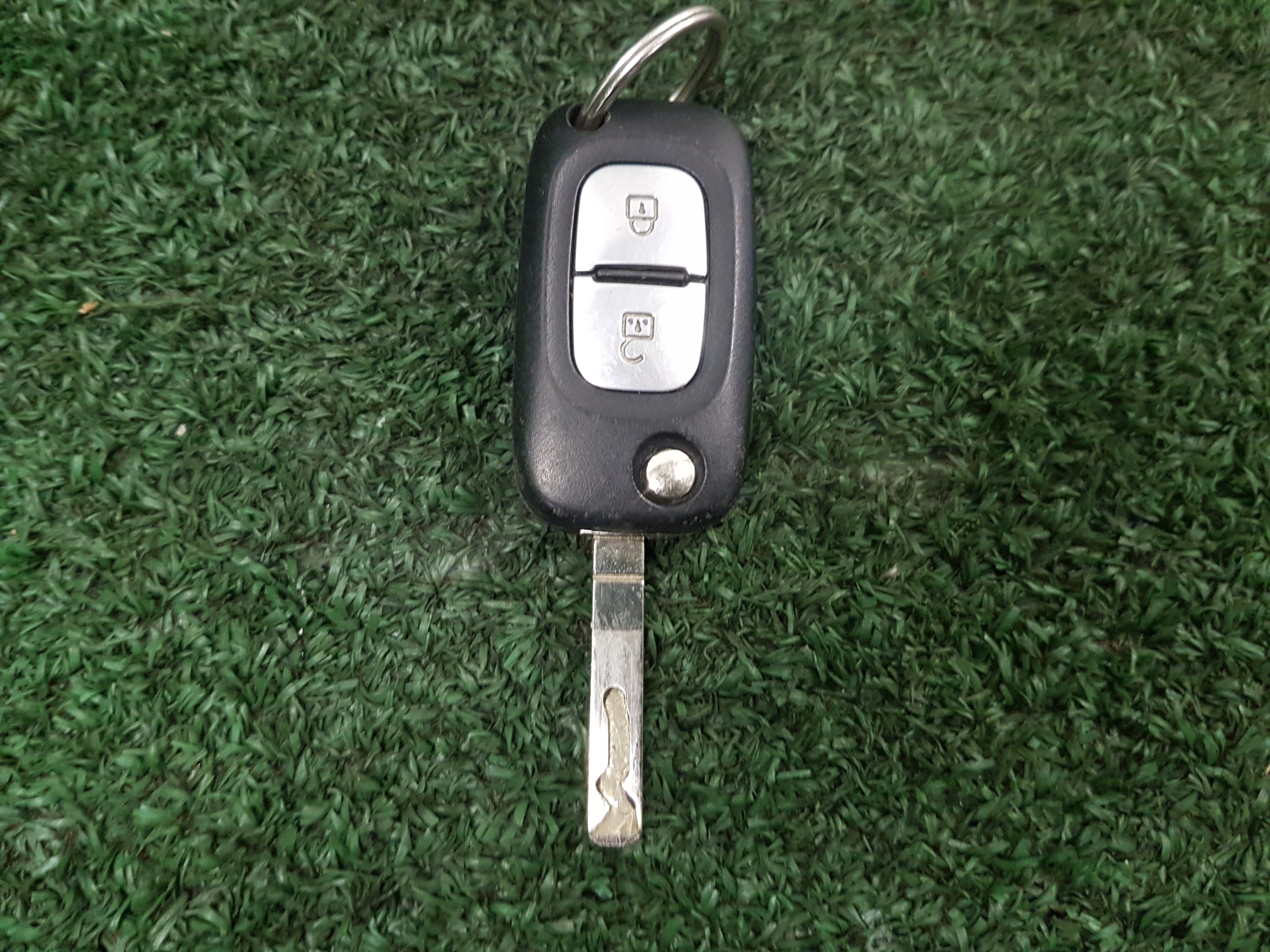 ignition Z KLUCZYKIEM RENAULT MODUS N0502060