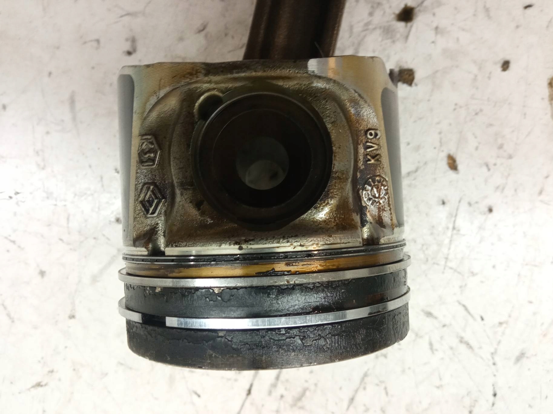 piston connecting rod 2.0 DCI Renault Laguna III (2007- )
