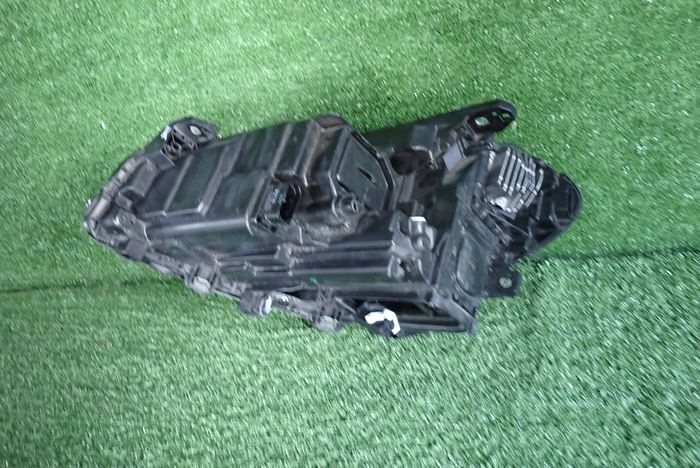 MERCEDES B-KLASA W246 246 LED 15- LIFT reflektor right light right
