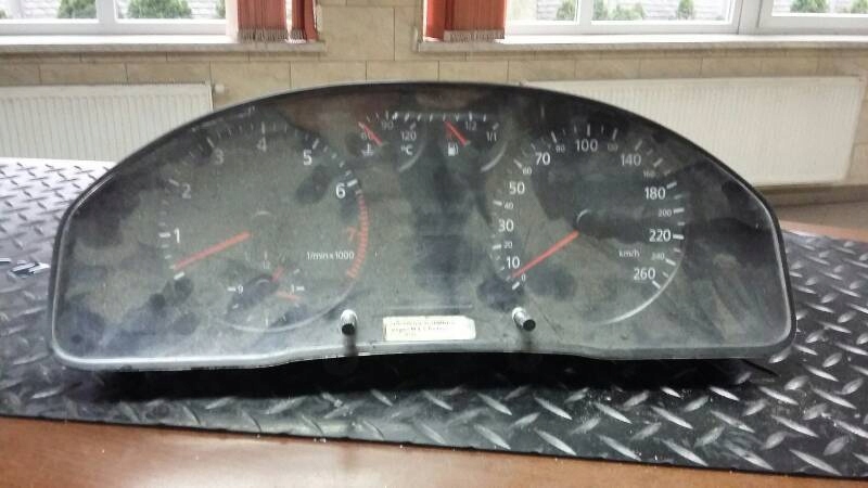 budíky AUDI A4 B5 99- 1.6 8D0919861hx