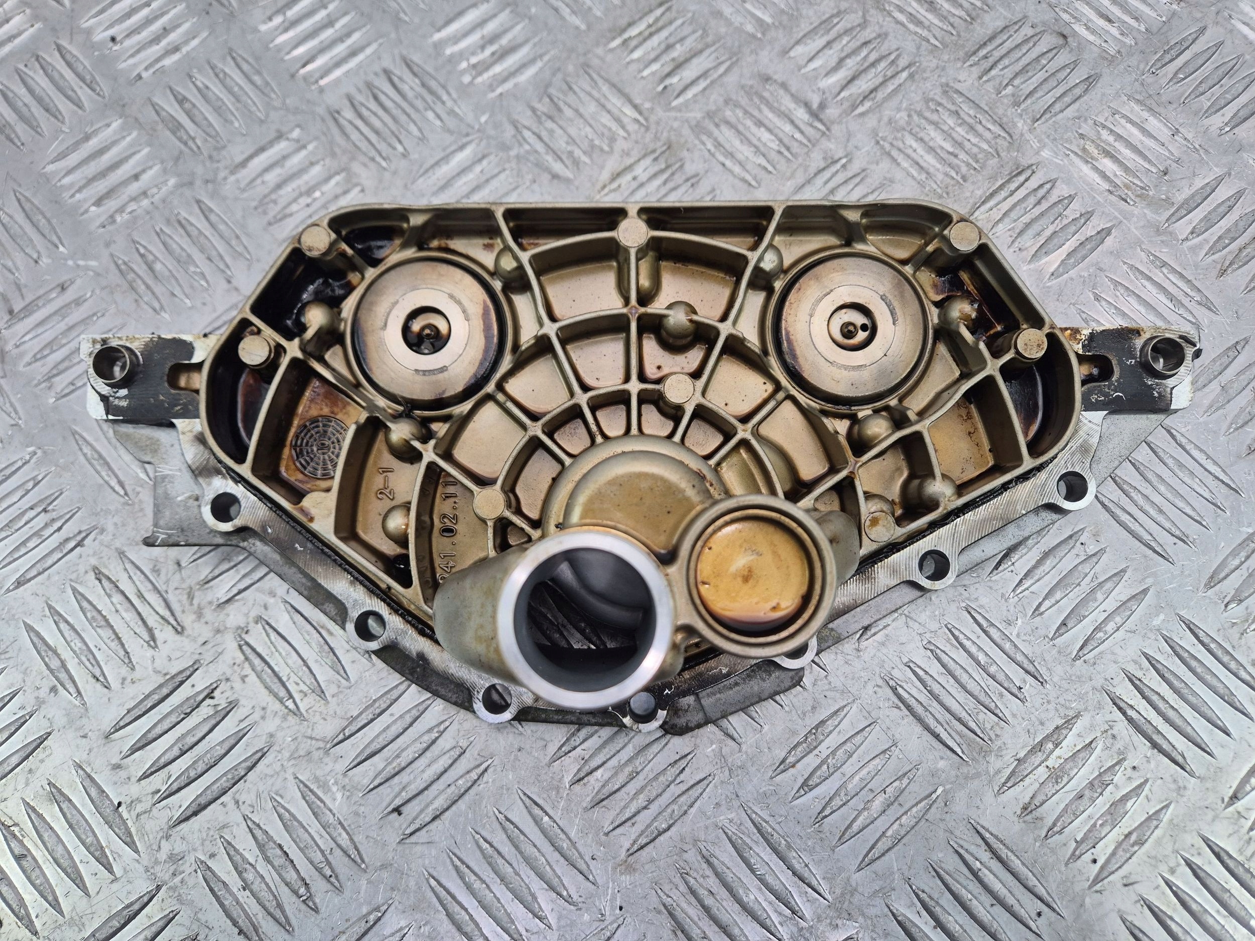 Couvercle carter distribution Mercedes E200 CGI W212 A2710161406 M271.820