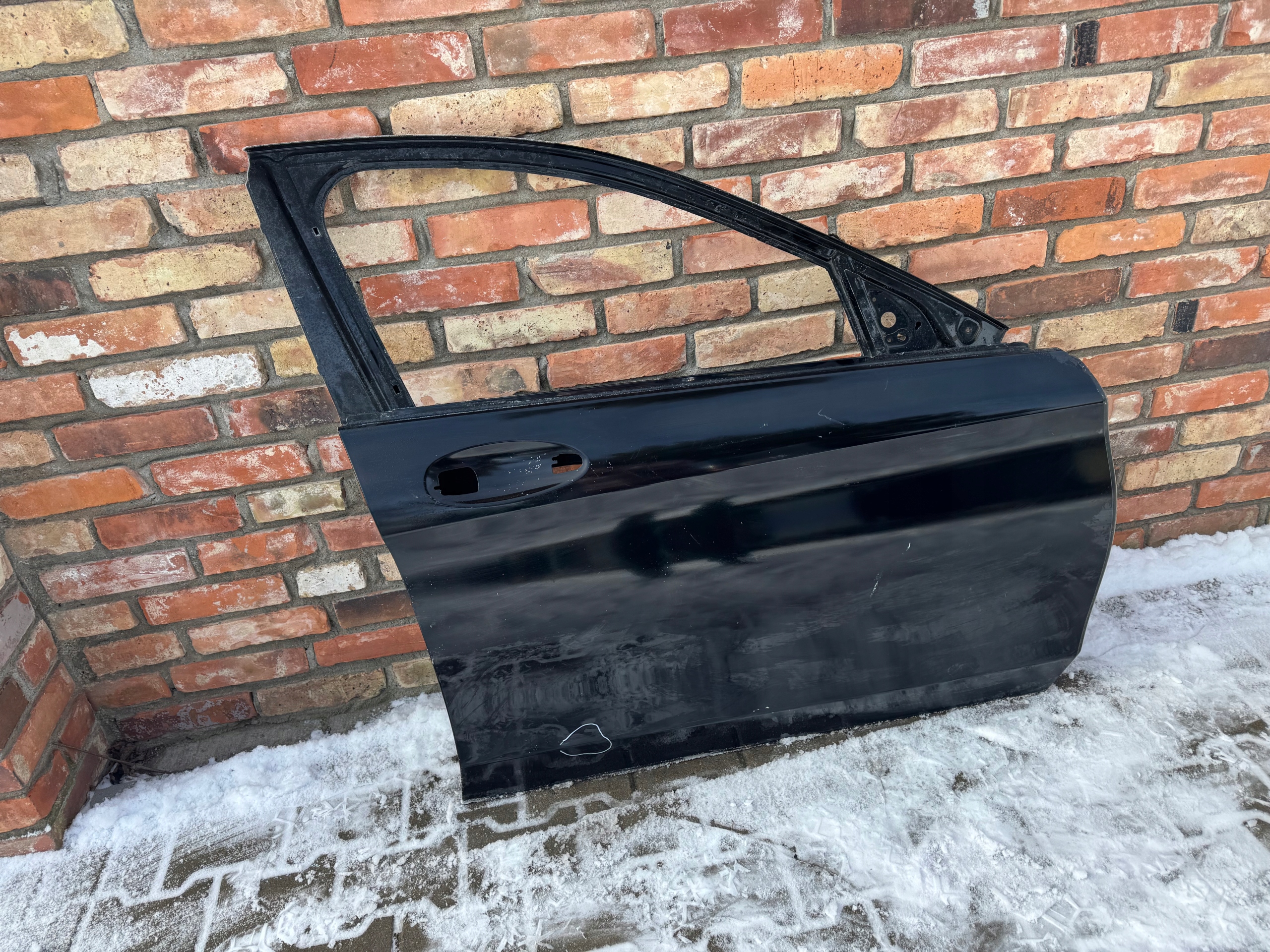 MERCEDES C-KLASA C KLASA W205 DRZWI PRZEDNIE PRAWE GIEŁDA POZNAŃ Numer katalogowy części MERCEDES C-KLASA C KLASA W205 DRZWI PRZEDNIE PRAWE GIEŁDA POZNAŃ