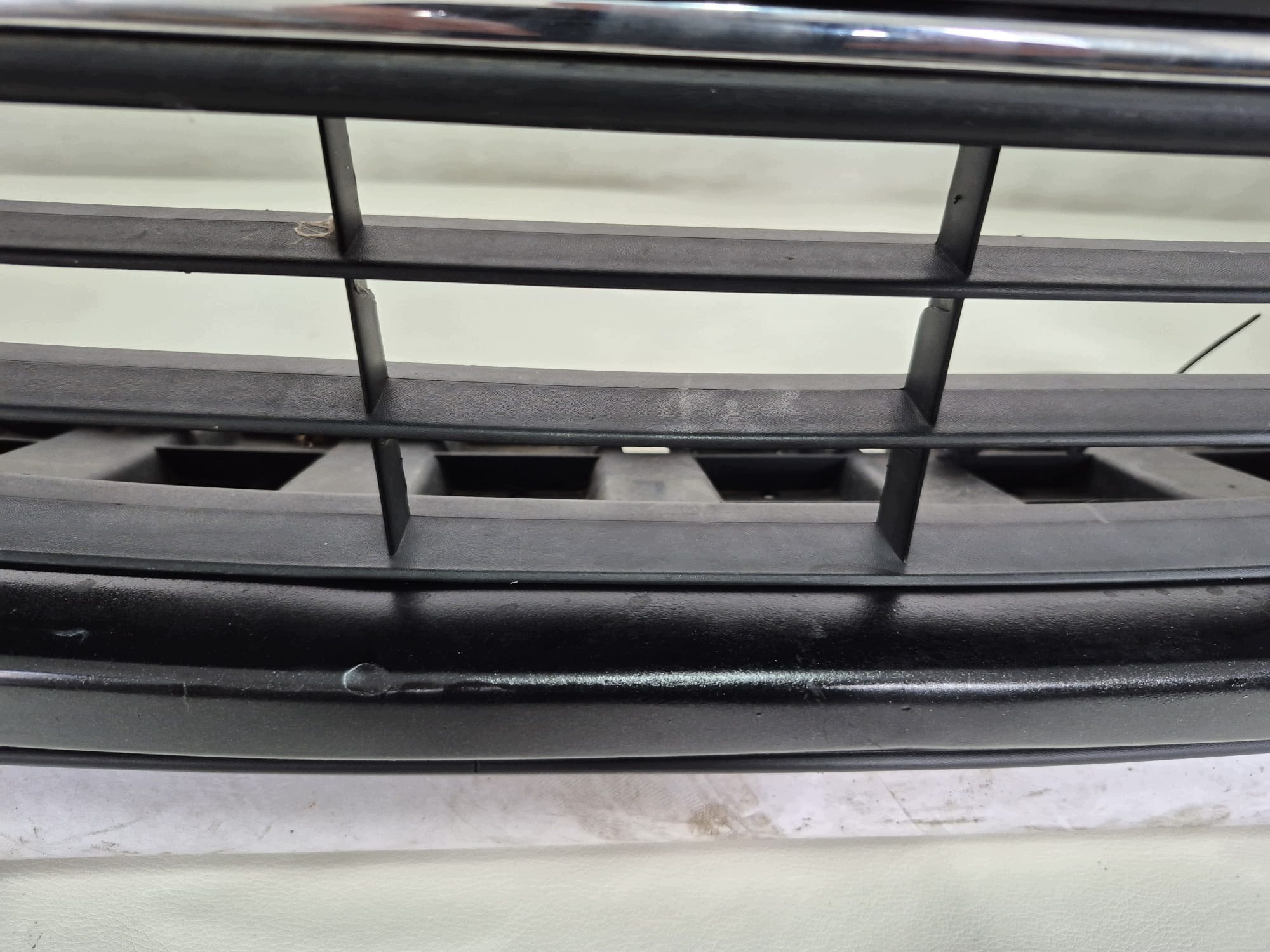 RENAULT LAGUNA III 3 07-13 bumper front front SPR PDC 620220001R