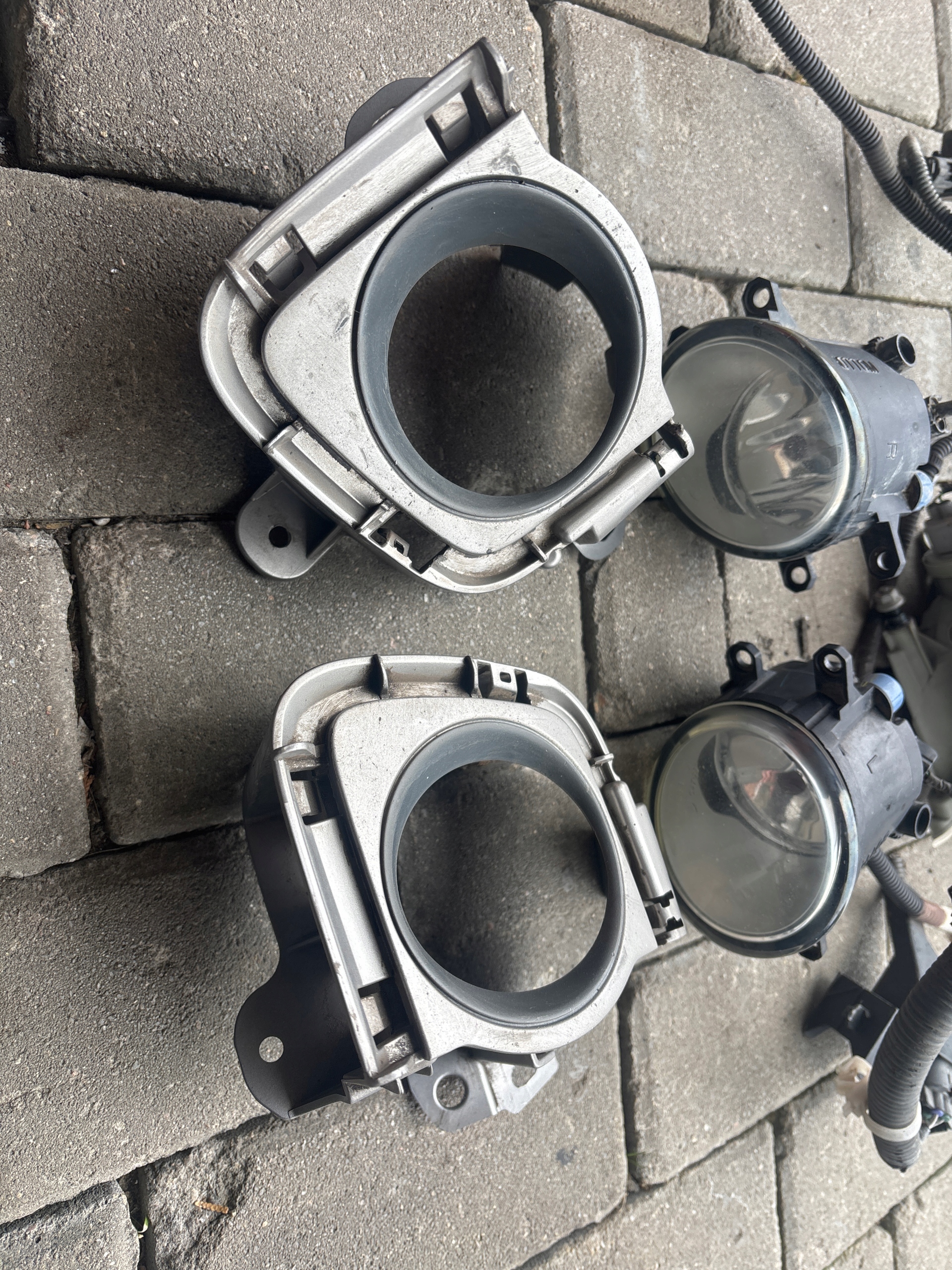 рамка галоген TOYOTA PRIUS III