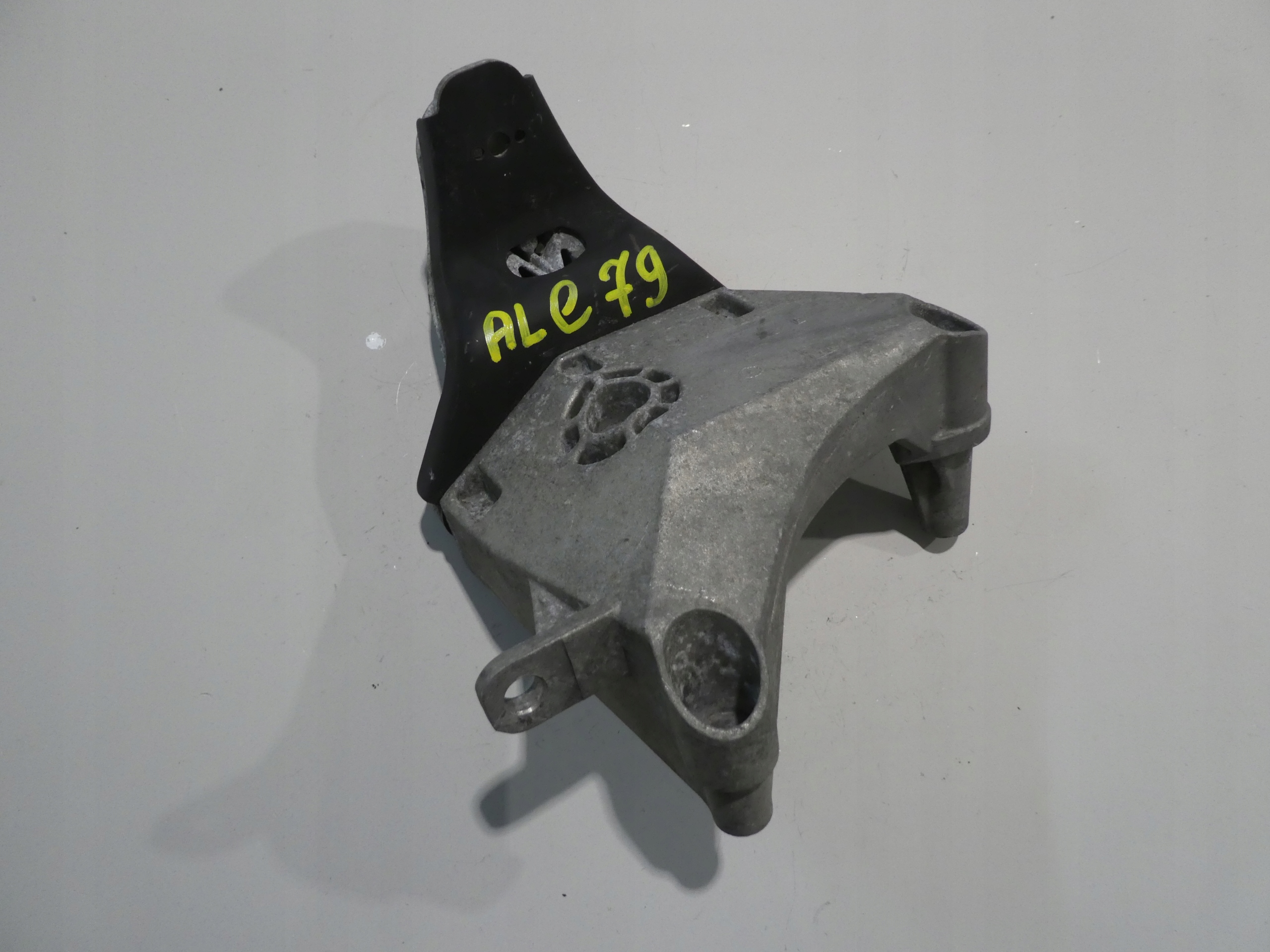 VW SKODA AUDI SEAT engine mount 045199207F