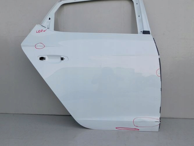 SEAT LEON III HB drzwi prawe tylne tył Producent części Seat