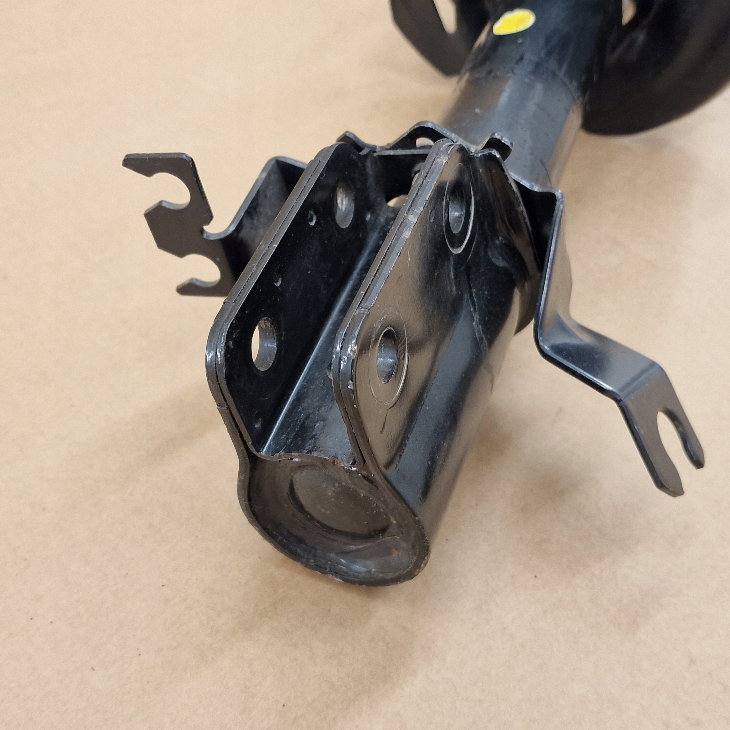 left shock absorber DACIA SANDERO II SANDERO STEPWAY