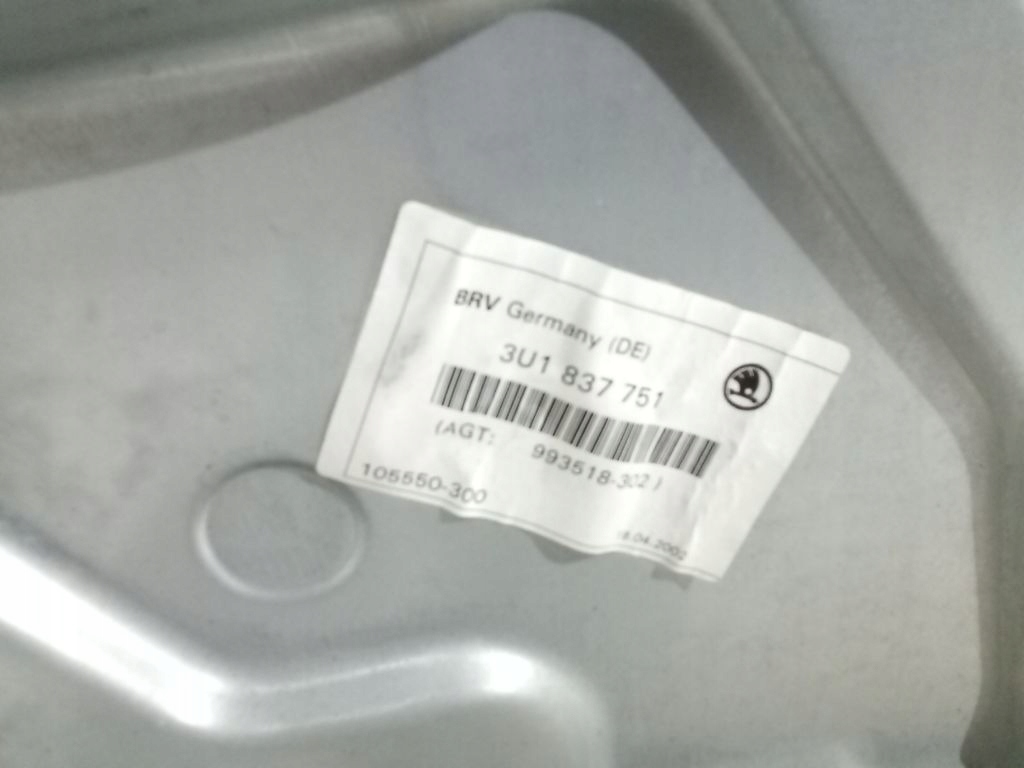 Skoda Superb and window regulator mechanism left front 3U1837751