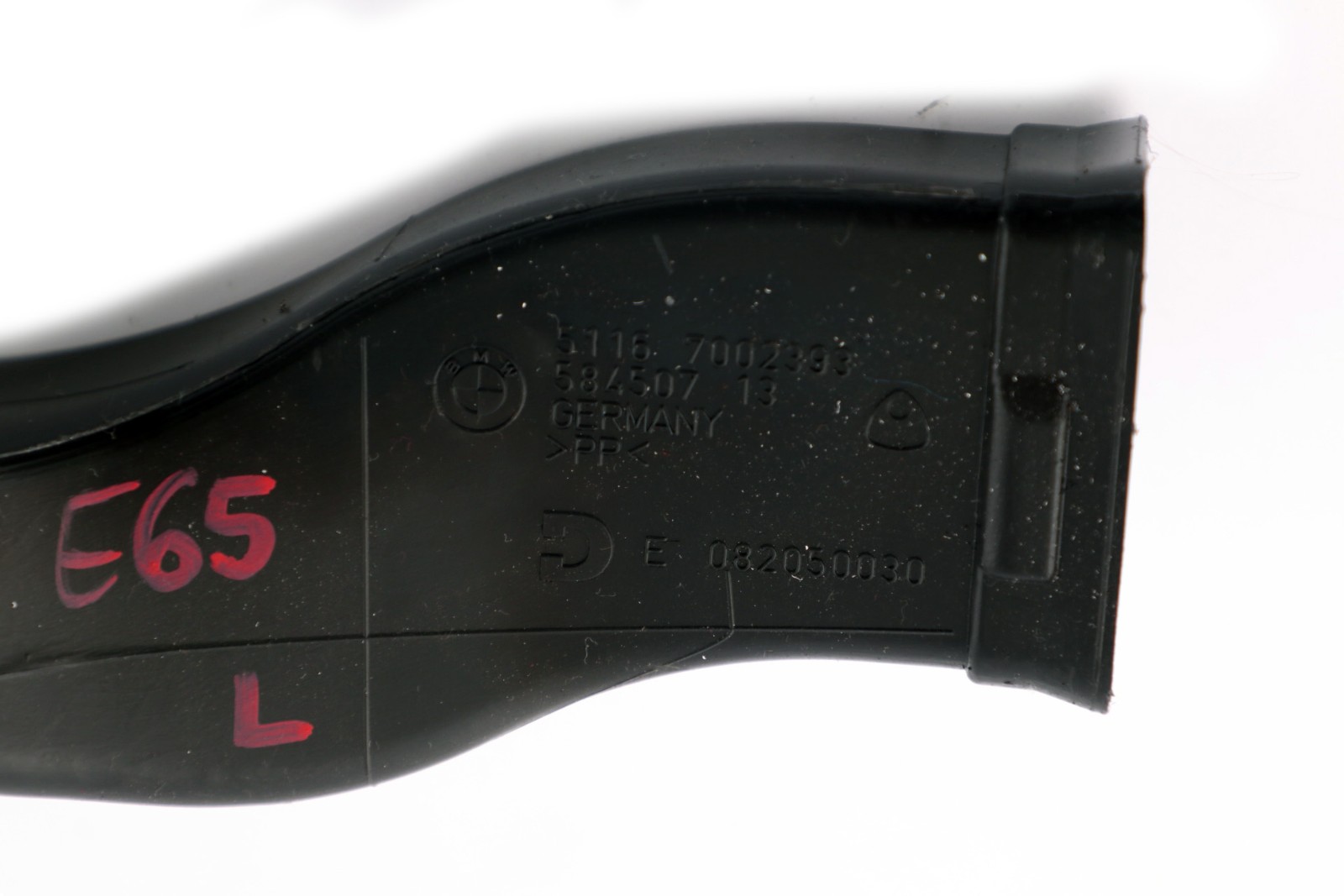 BMW E65 E66 канал впуск воздуховод охлаждения левый зад