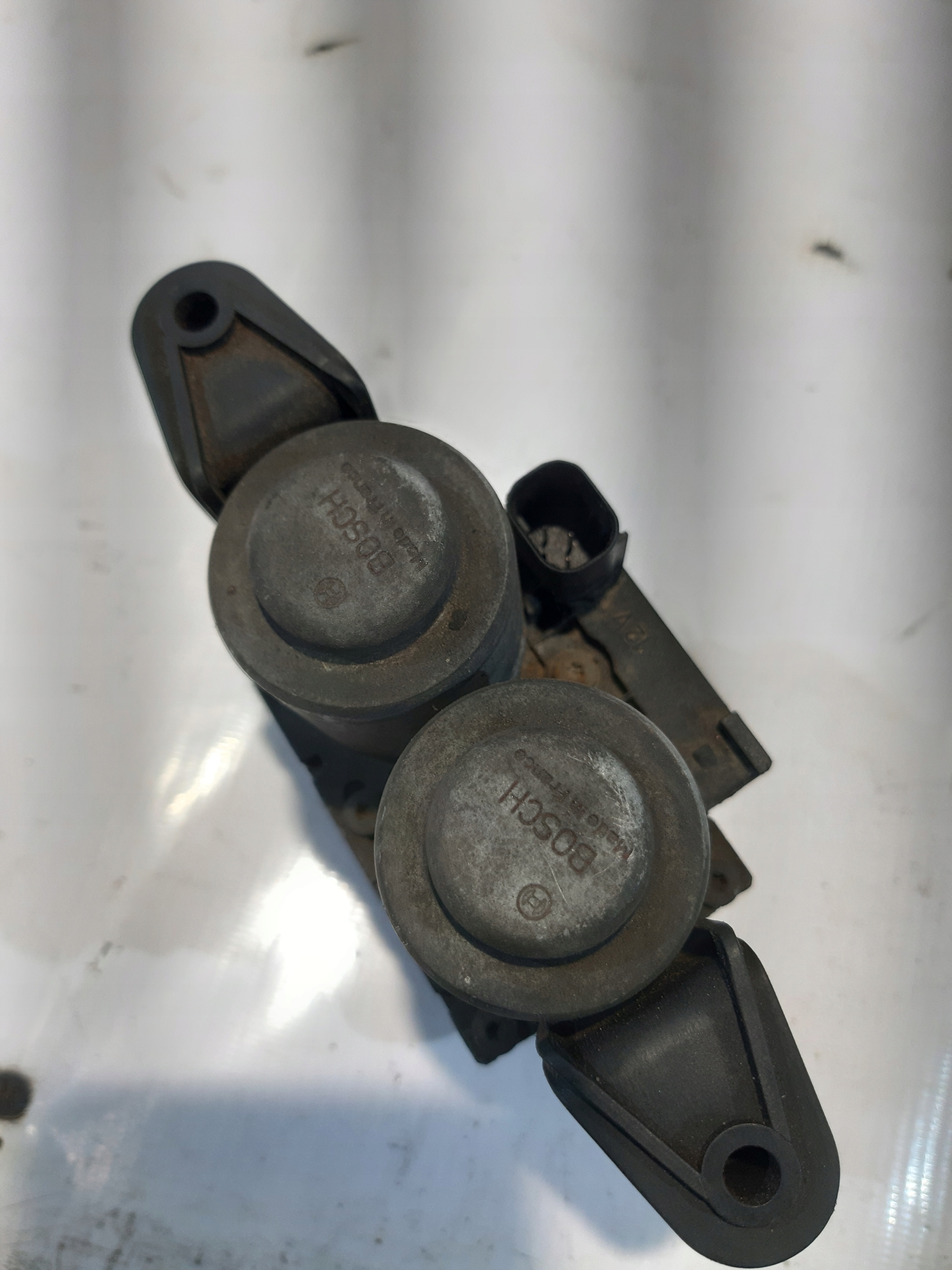 Vanne Électrovanne d’eau BMW 7 E65 1147412167