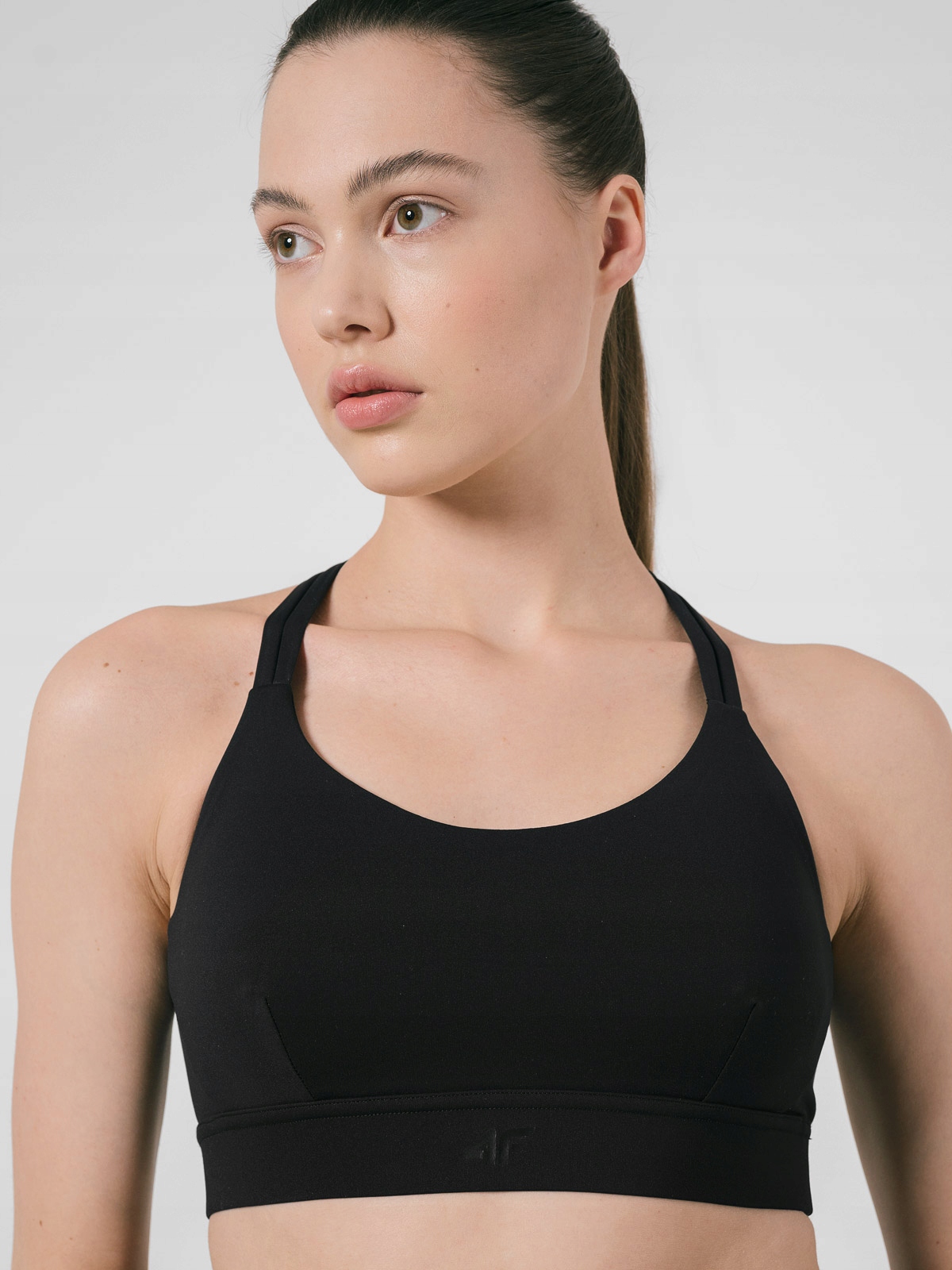 BIUSTONOSZ TRENINGOWY 4F