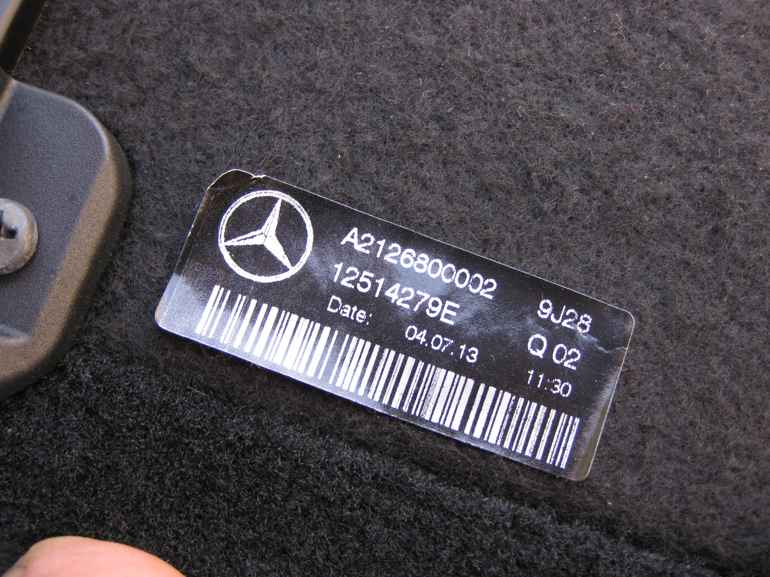 MERCEDES W212 LIFT E KLASA 13R mats boot A2126800002